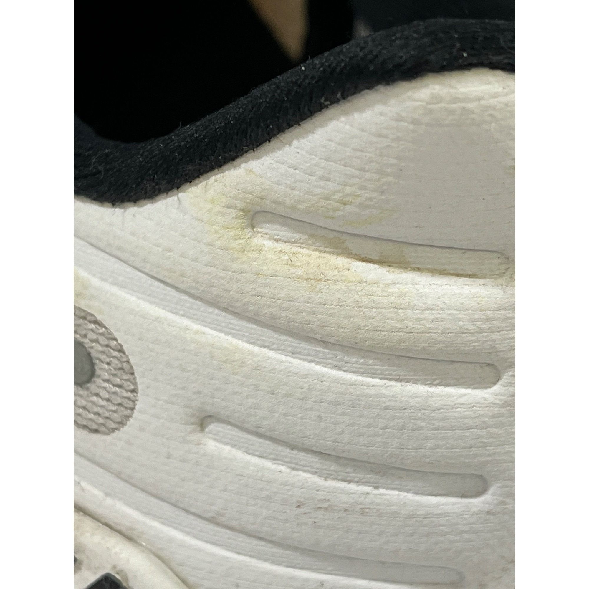 Brooks Brooks Launch GTS 9 Womens Grey Running Shoes Size 10 SKU 67 Size US 10 / IT 40 - 9 Thumbnail