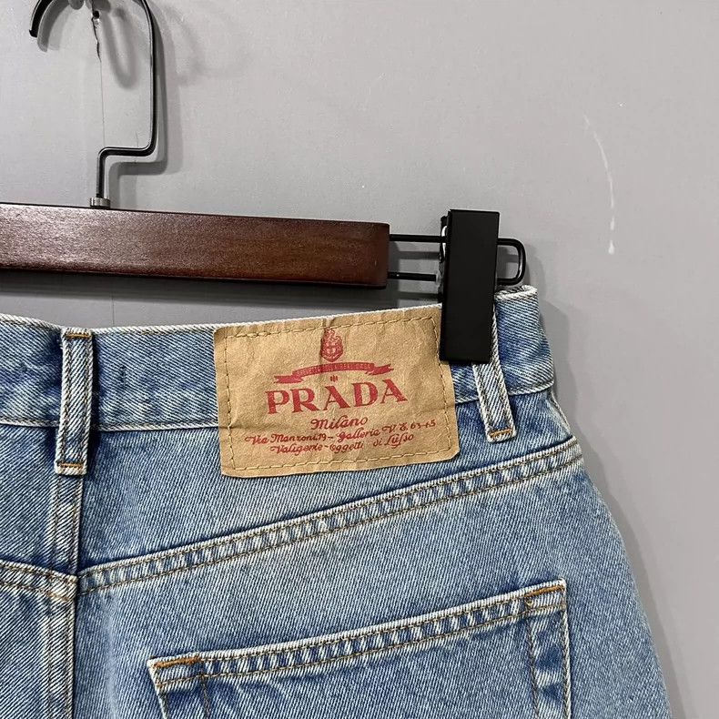 Prada Prada Pocket logo denim shorts 2502-Nextarrow Size US 30 / EU 46 - 6 Thumbnail