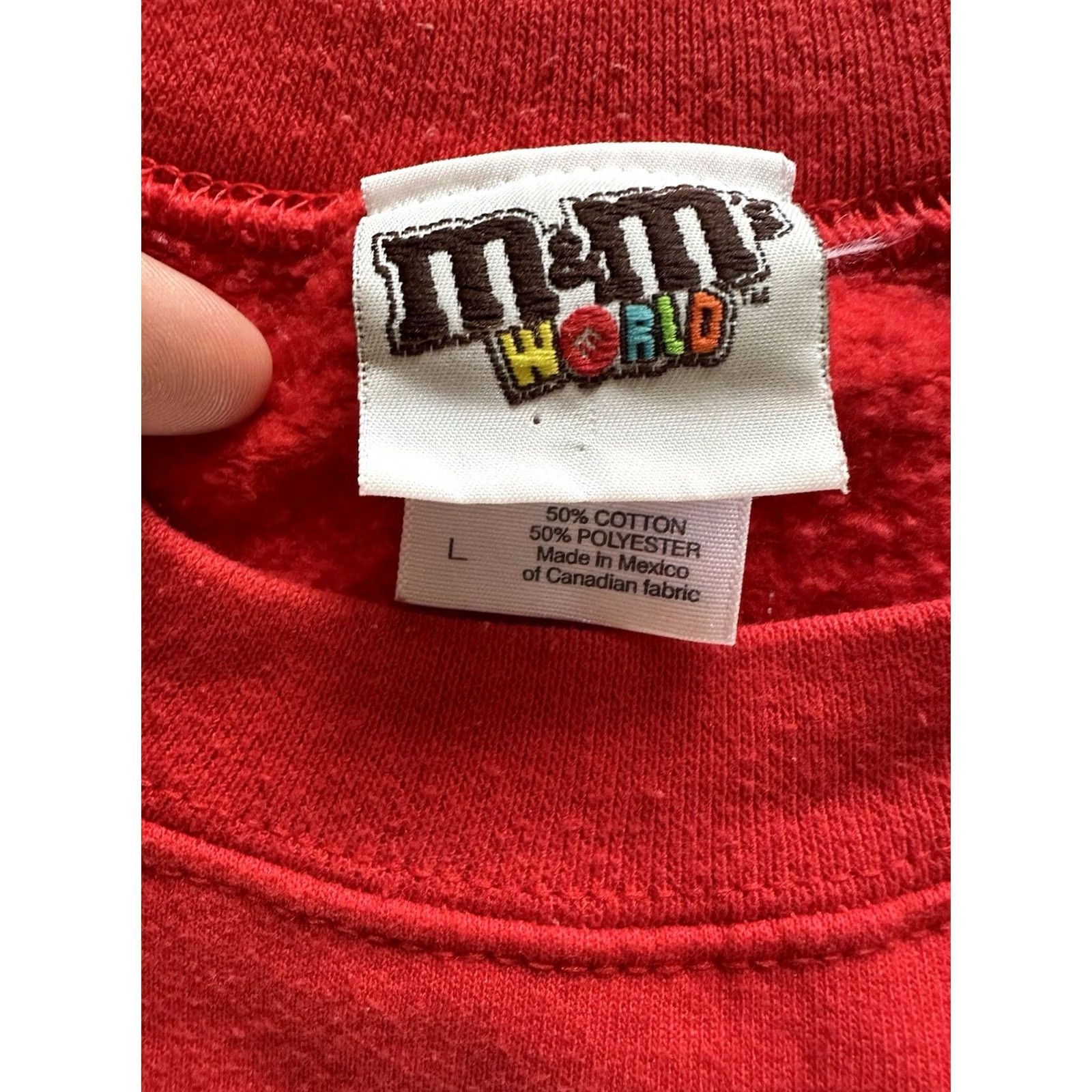 Vintage VINTAGE M&Ms World Chocolate Candies Red Sweater New York Size Large RARE 90s Size US L / EU 52-54 / 3 - 3 Thumbnail