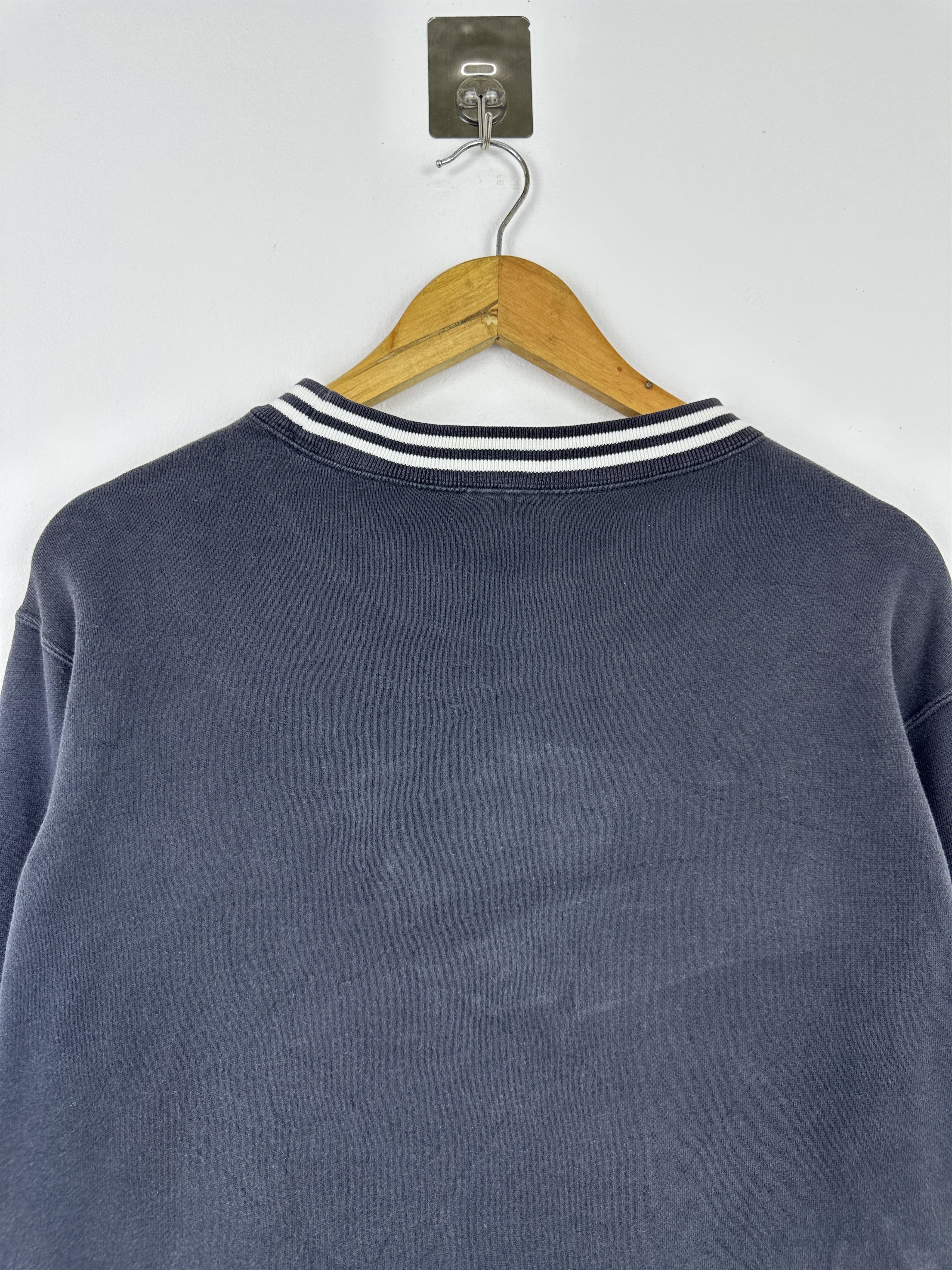 Champion Vintage Champion Striped Trim Grey Crewneck Size M BP0020 Size US M / EU 48-50 / 2 - 4 Thumbnail
