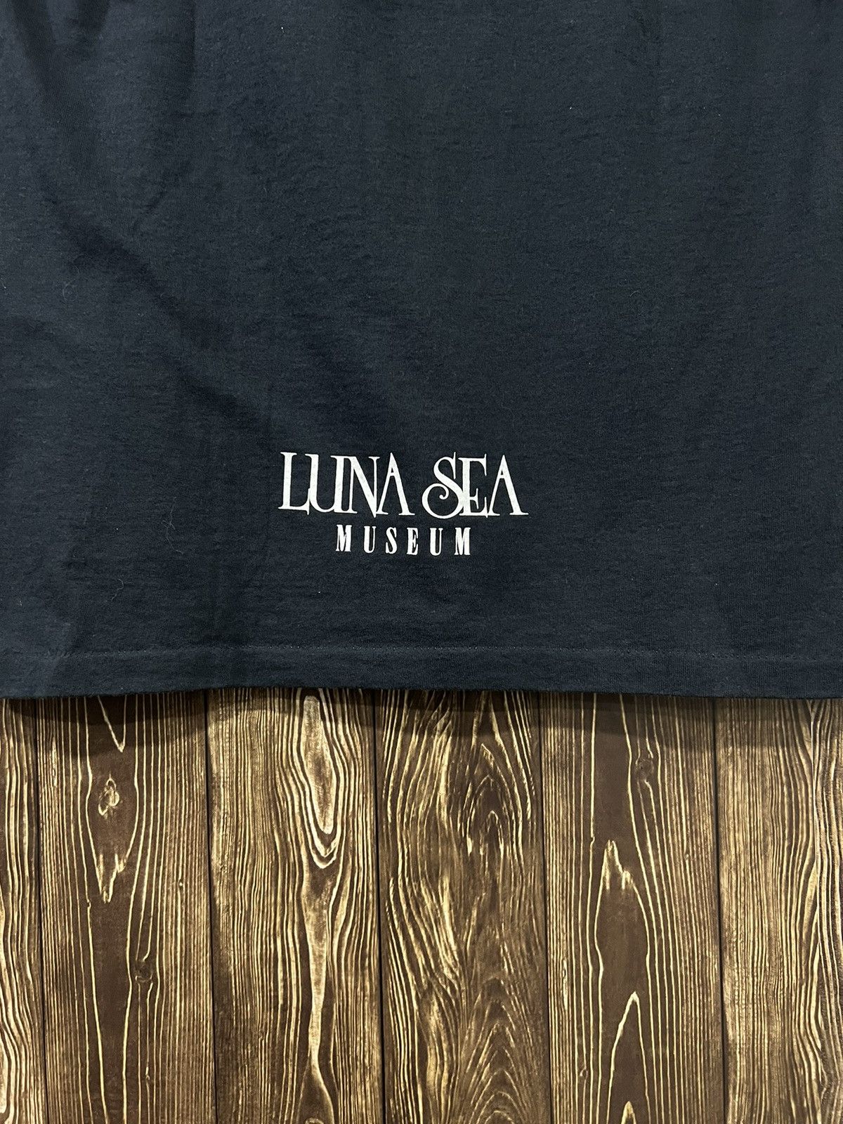 Vintage Vintage 90s Luna Sea Museum Art Tshirt Size US M / EU 48-50 / 2 - 8 Thumbnail