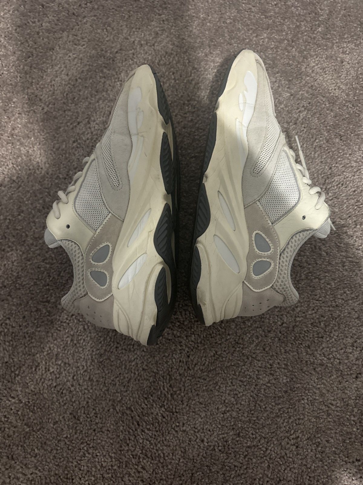 Adidas × Yeezy Adidas Yeezy 700 Size US 12 / EU 45 - 2 Thumbnail