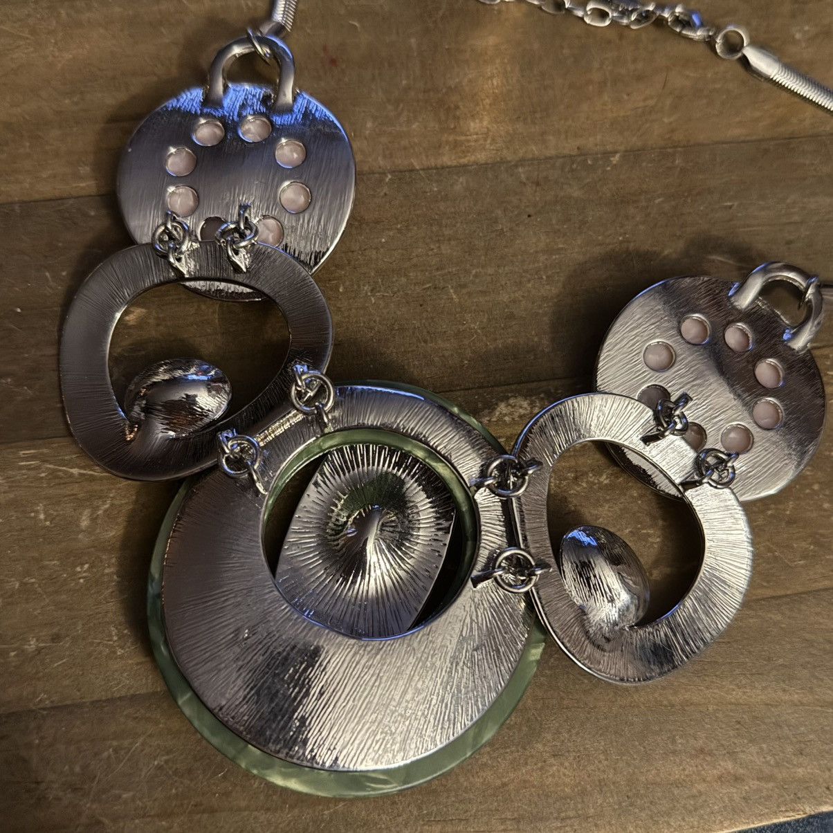 Other Silver, Green, Peach & Pink Graduating Statement Necklace Size ONE SIZE - 6 Thumbnail