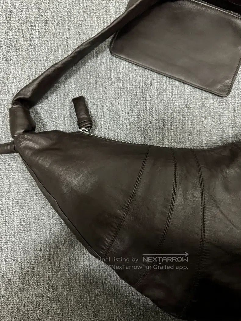 Lemaire LEMAIRE Large deep chocolate-colored sheepskin horn bag Size ONE SIZE - 2 Thumbnail