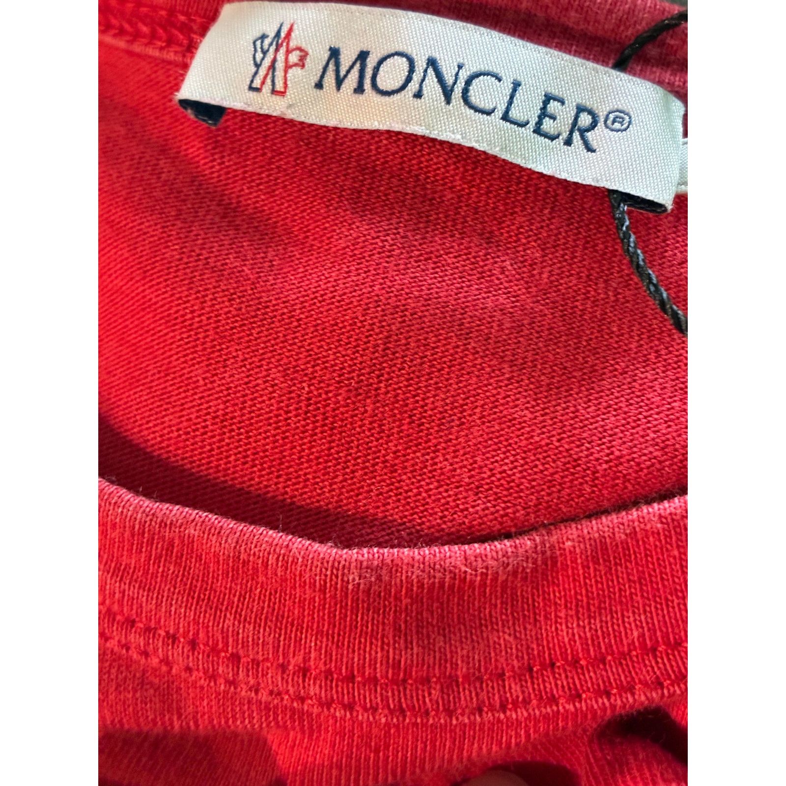 Moncler Moncler Logo Red & Black Tee Size US M / EU 48-50 / 2 - 4 Thumbnail