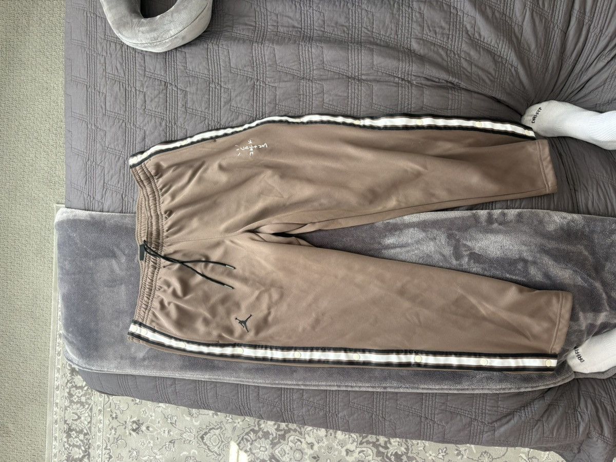 Jordan Brand × Travis Scott Travis Scott x Jordan MJ Track Pants Palomino Size US 38 / EU 54 - 2 Thumbnail