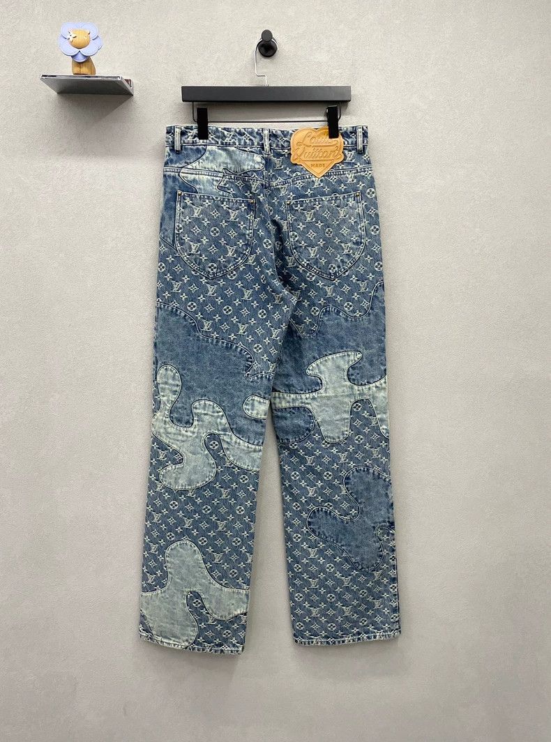 Louis Vuitton Louis Vuitton Blue full print jeans 2503-Nextarrow Size US 30 / EU 46 - 2 Thumbnail