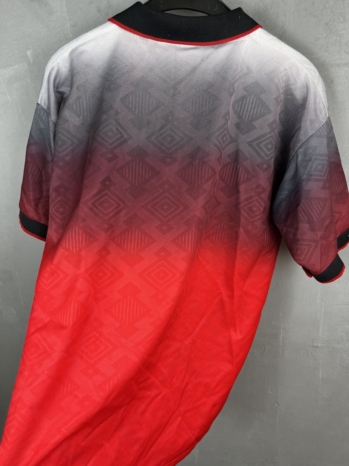 Vintage Ac Milan 1995 jersey Size US XL / EU 56 / 4 - 12 Thumbnail