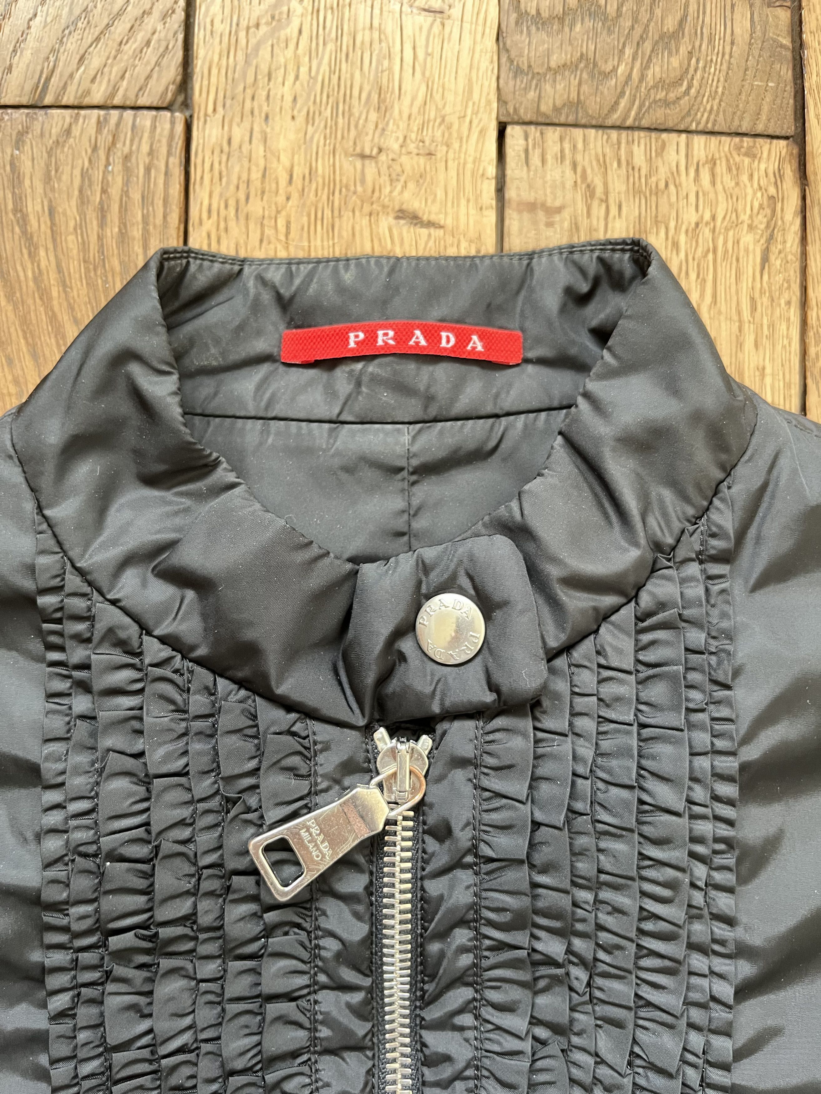 Prada Prada black nylon jacket with ruffle gather details Size XS / US 0-2 / IT 36-38 - 3 Thumbnail
