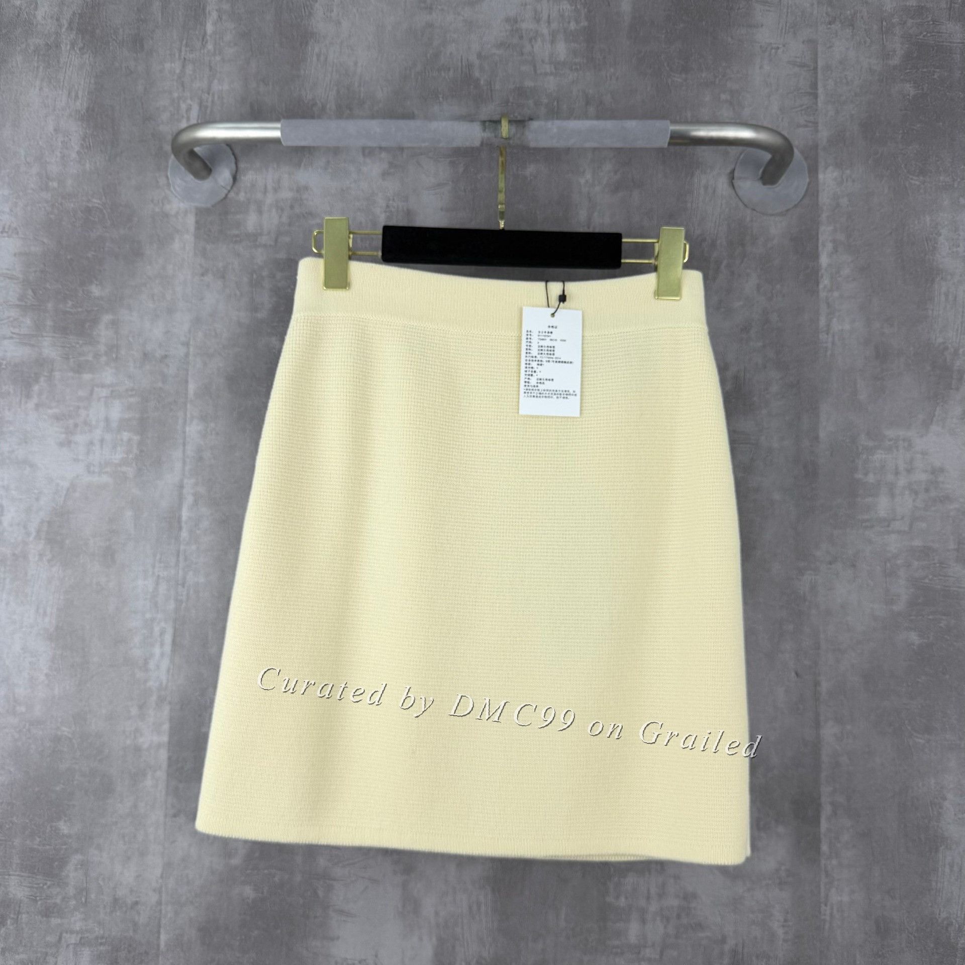 Gucci Gucci Cream Wool Knit Skirt Size 27" / US 4 / IT 40 - 1 Thumbnail