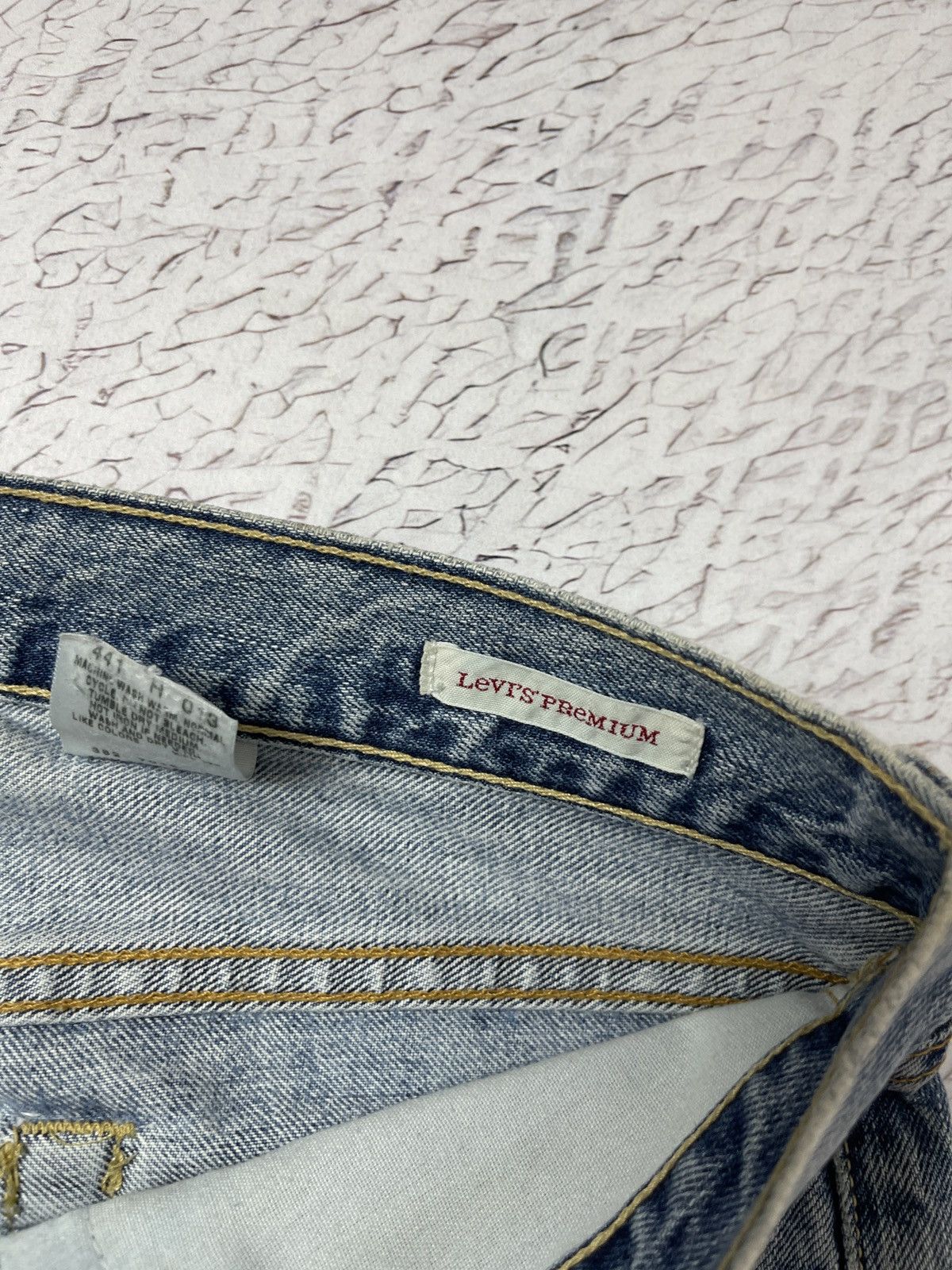 Levi's Levi’s premium vintage 90s made in USA blue washed jeans Size US 30 / EU 46 - 11 Thumbnail