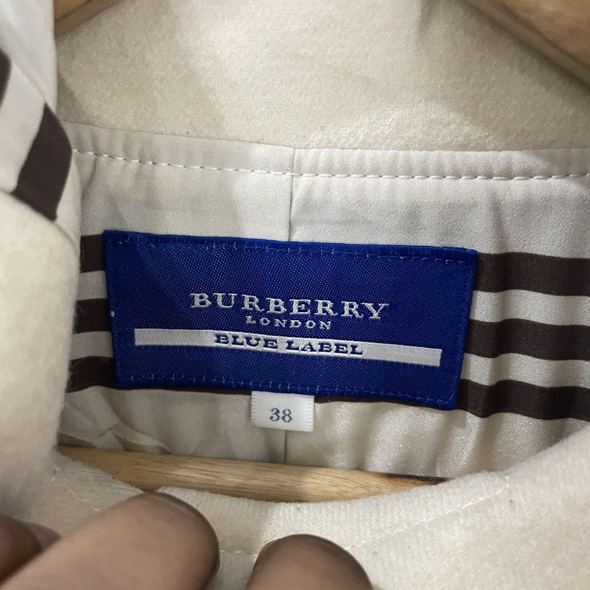 Burberry Vintage Y2k Burberry Blue Label Hoodies Jacket Size M / US 6-8 / IT 42-44 - 5 Thumbnail