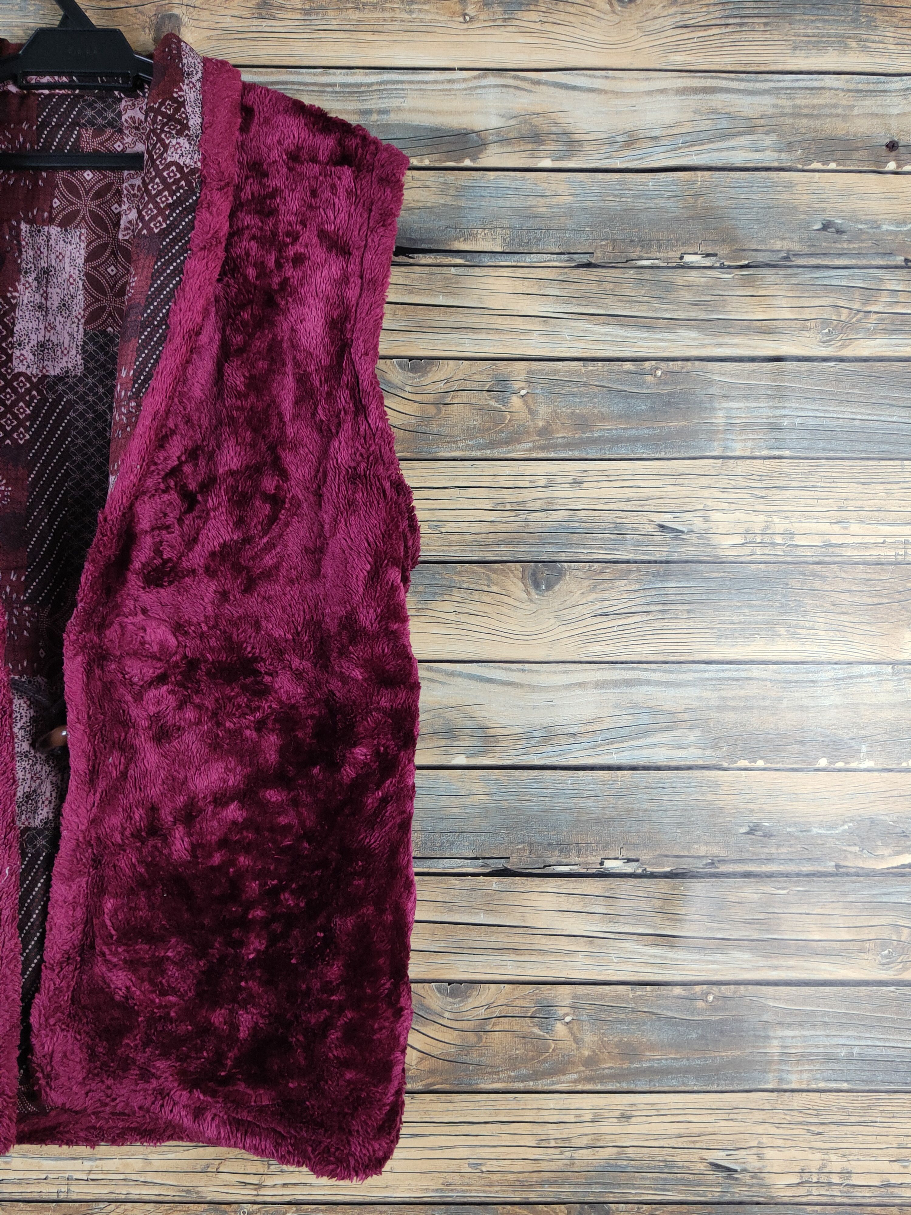Japanese Brand Japanese Brand Maroon Fur Feux Knitwear Vests #W1938 Size US M / EU 48-50 / 2 - 5 Thumbnail