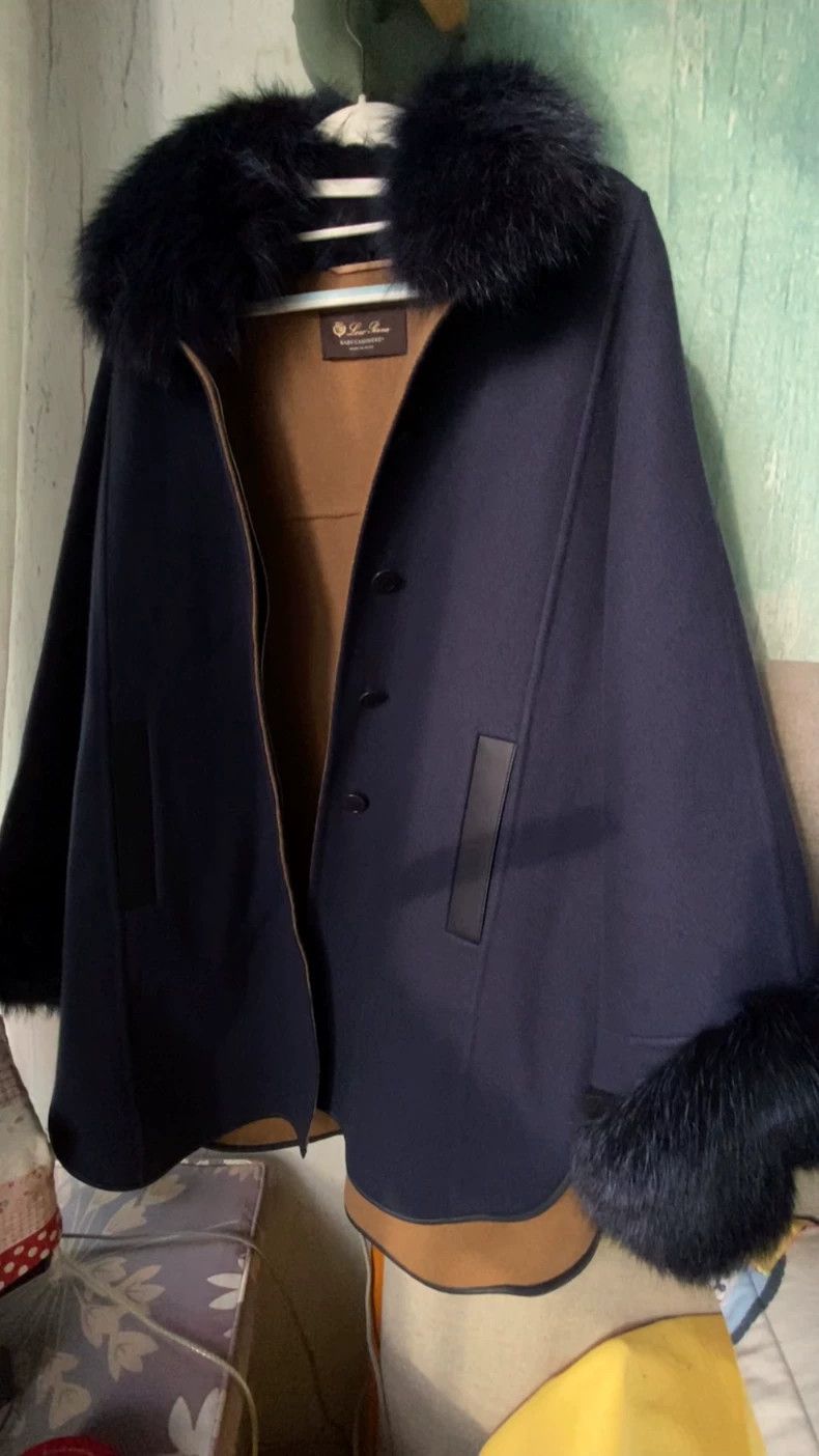 Loro Piana LORO PIANA Fur cashmere coat, fox fur, pocket edges of she Size M / US 6-8 / IT 42-44 - 1 Thumbnail
