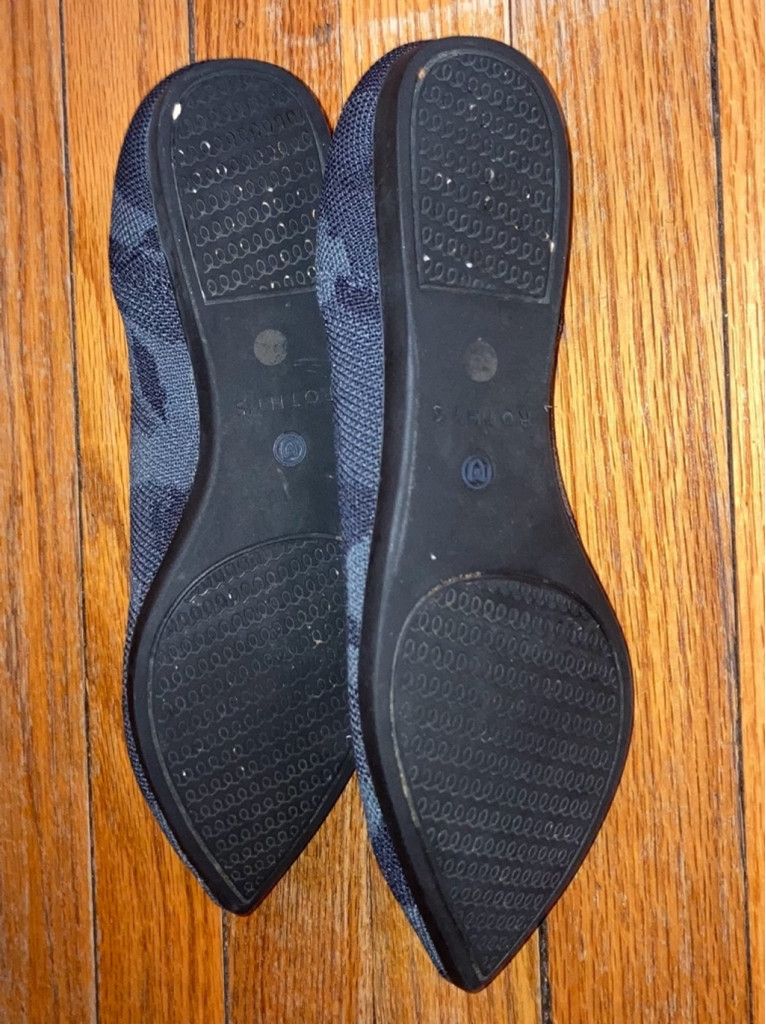 Rothy's Rothy's The Point Black flat w/ White Halo size 8.5 Size US 8.5 / IT 38.5 - 6 Thumbnail