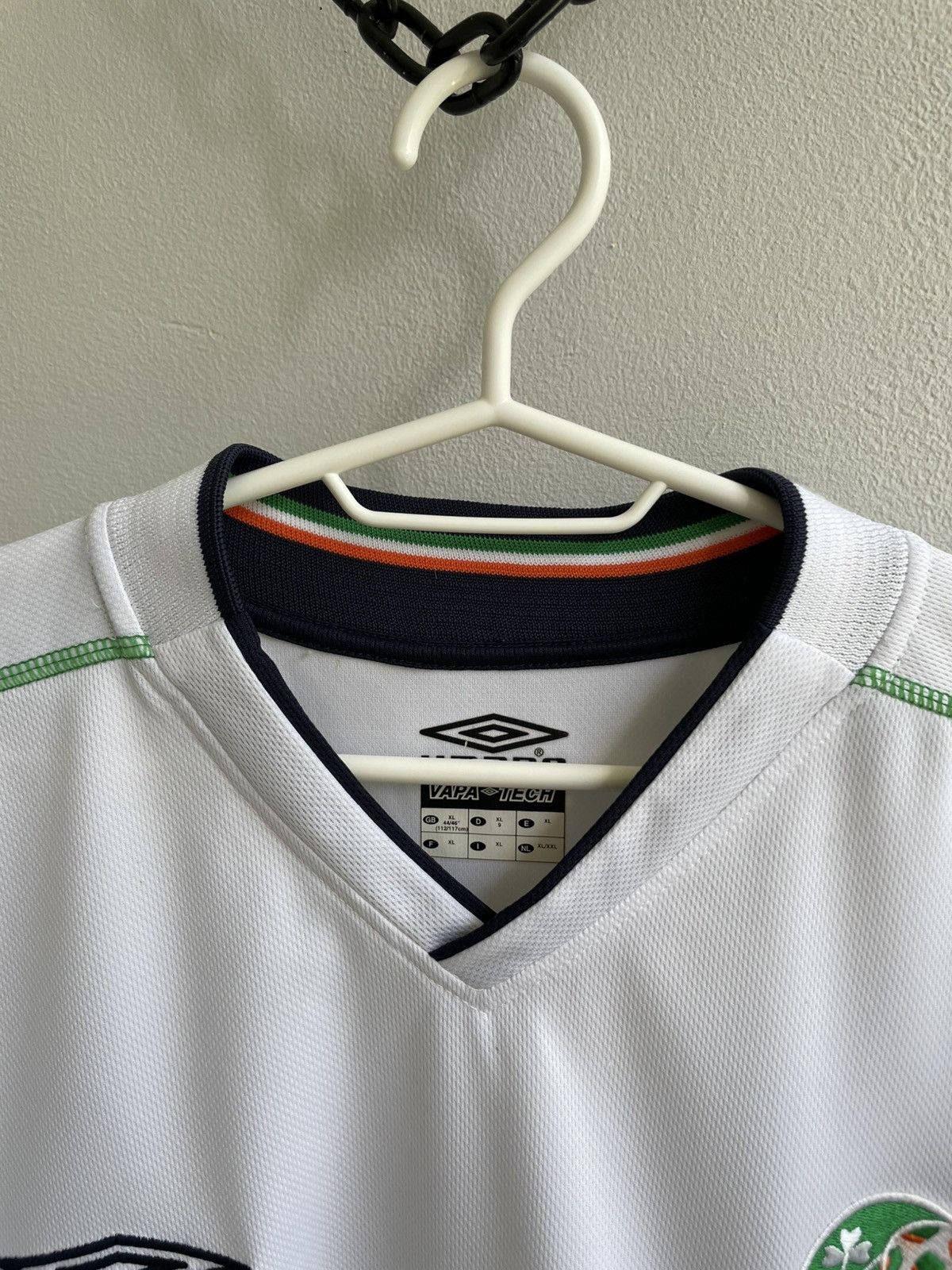 Vintage Ireland 2003 2004 2005 Football Shirt Soccer Jersey Umbro Size US XL / EU 56 / 4 - 6 Thumbnail