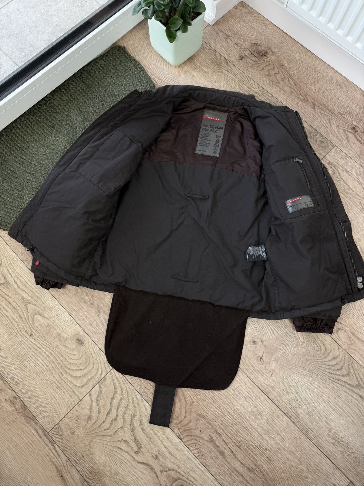 Prada Prada Bomber Aviation Jacket Nylon Turtleneck Red Tab Size US L / EU 52-54 / 3 - 17 Thumbnail