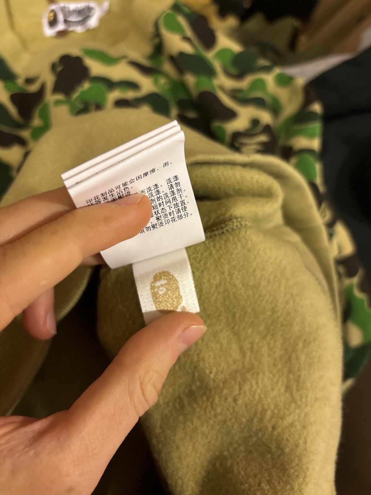 Bape Bape Green Classic Camo Spellout Crewneck Size US L / EU 52-54 / 3 - 3 Thumbnail
