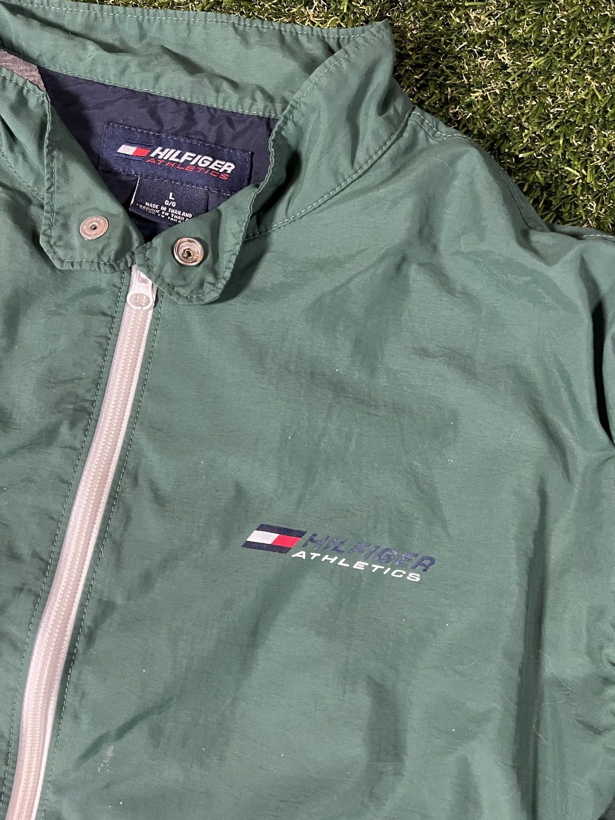 Tommy Hilfiger Vintage 90’s Tommy Hilfiger Athletic Windbreaker Jacket Size US L / EU 52-54 / 3 - 3 Thumbnail