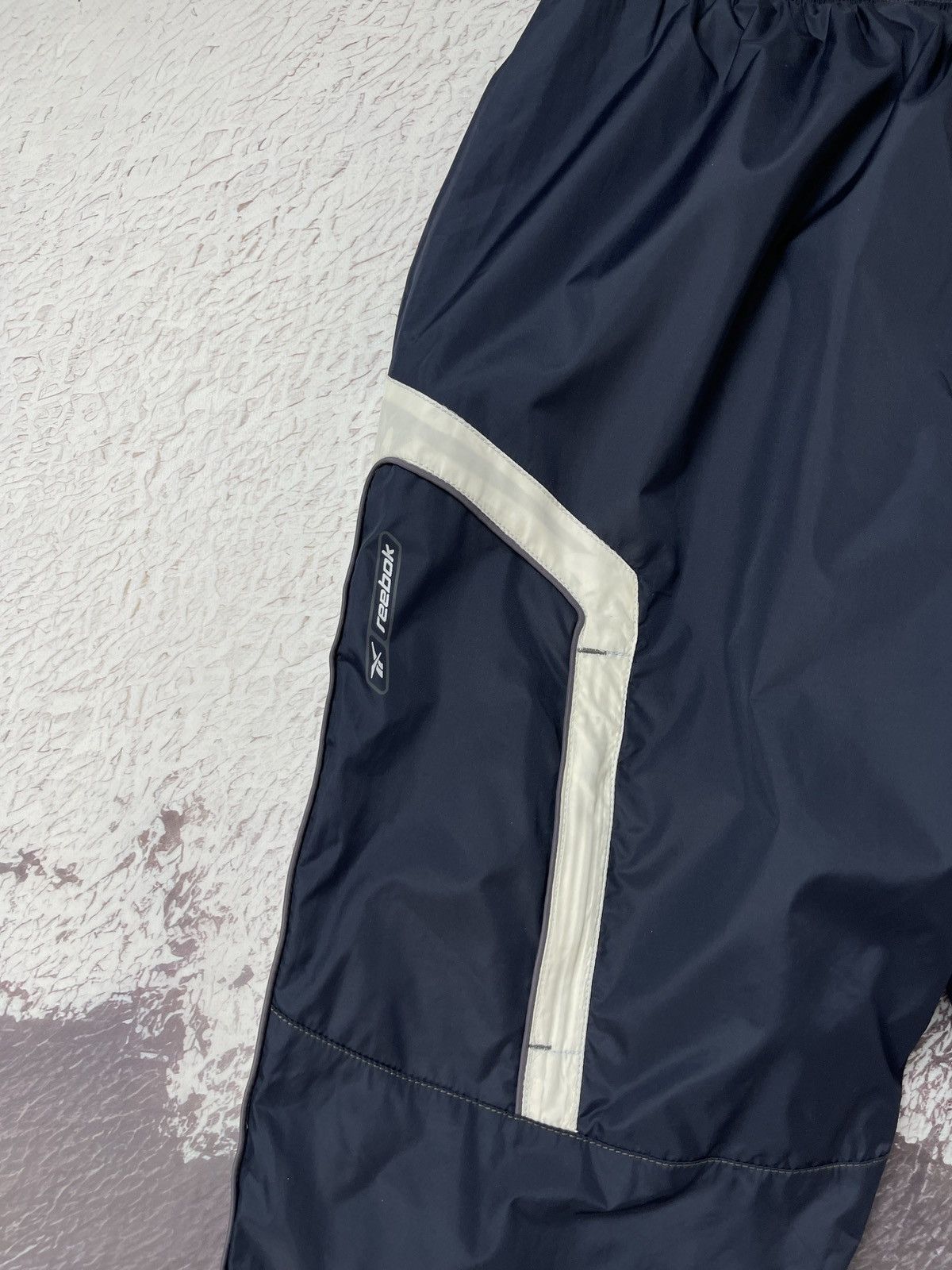Reebok Reebok DMX vintage nylon drill baggy fit track pants navy Size US 34 / EU 50 - 18 Thumbnail