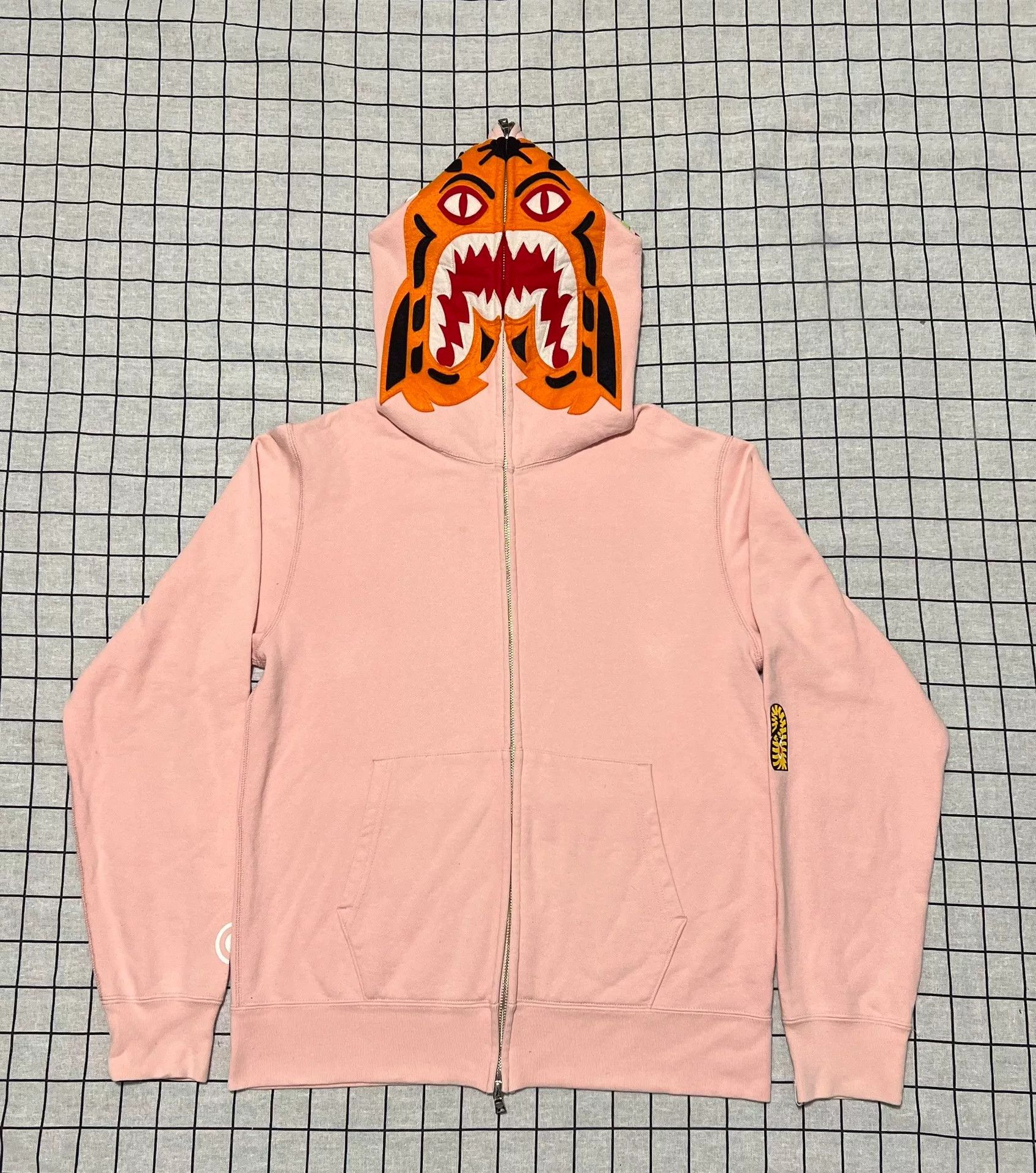 Bape Bape Tiger Camo Multi Hoodie m Men Size US M / EU 48-50 / 2 - 1 Thumbnail