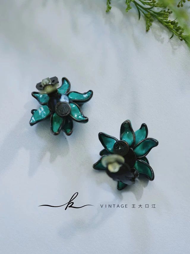 Other Histoire de Verre Vintage Glass Brooch & Clip-On Earrings Size ONE SIZE - 6 Thumbnail
