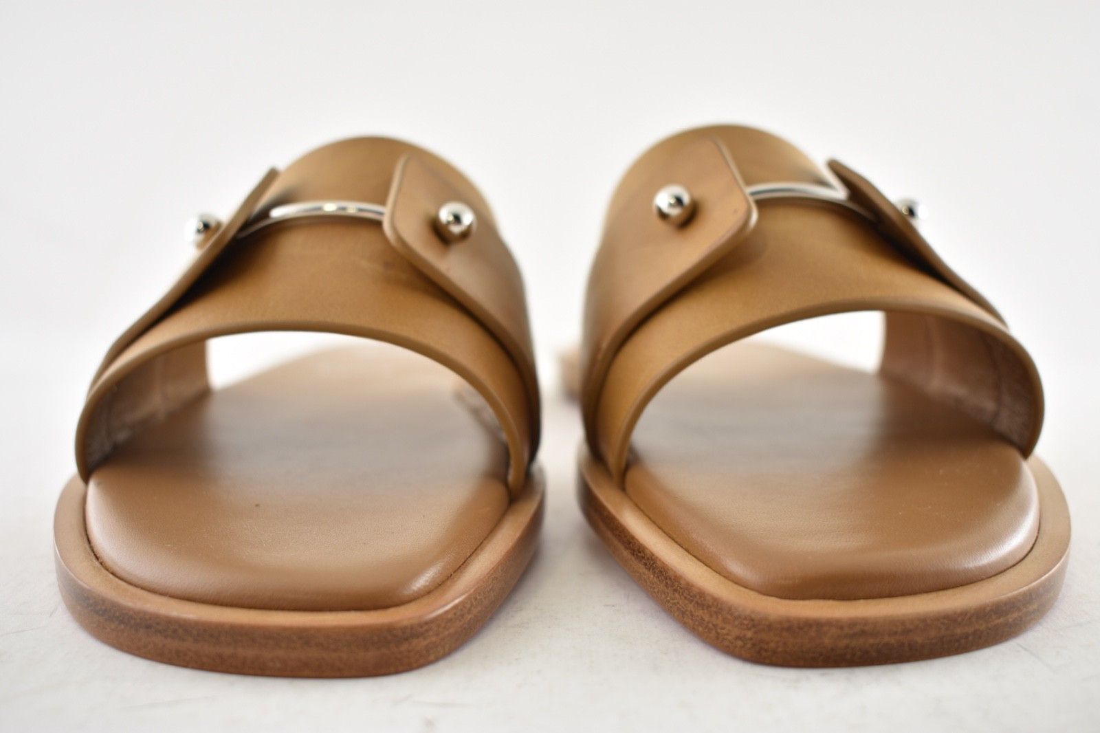 Christian Louboutin Chambelimule Donna Flat Tera Brown Leather Slide Sandal 36 Size US 6 / IT 36 - 10 Thumbnail