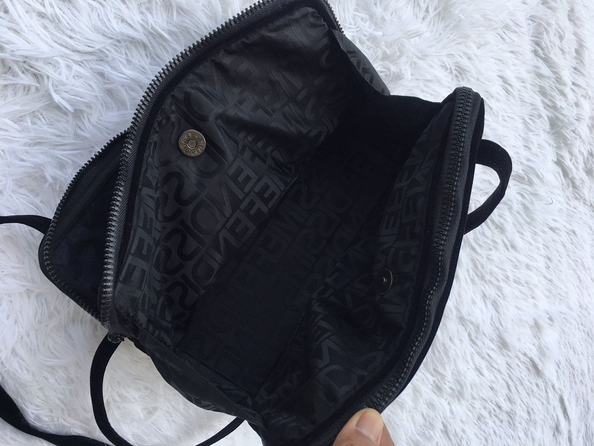 Fendi Rare Vintage Fendissme Shoulder Bag Size ONE SIZE - 17 Thumbnail
