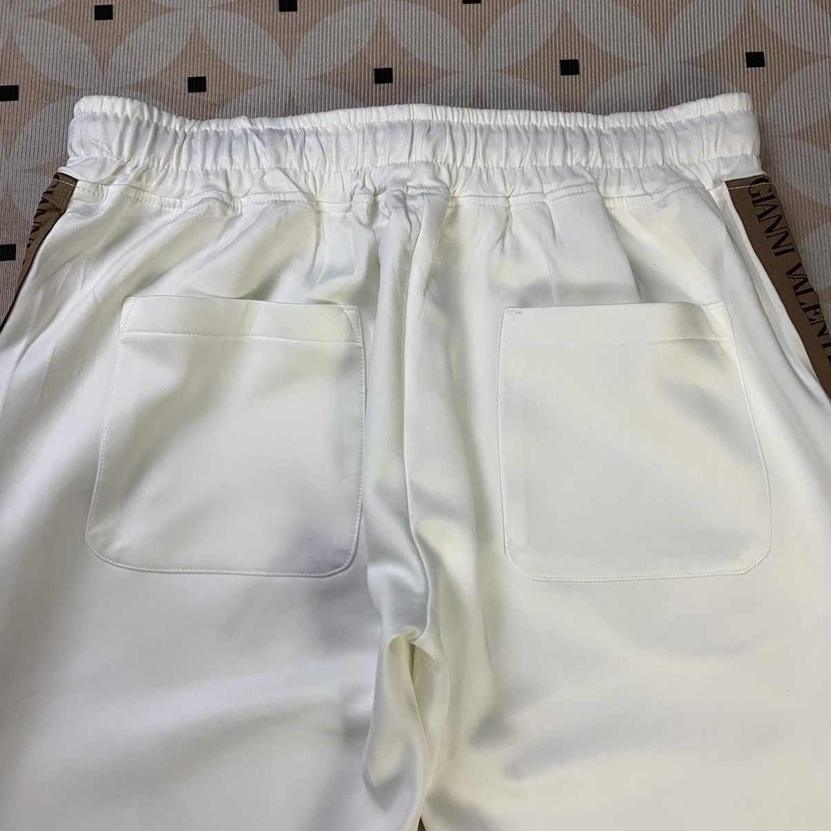 Gianni Valentino Vintage Gianni Valentino Joggers Pants Side Tape Size US 30 / EU 46 - 14 Thumbnail