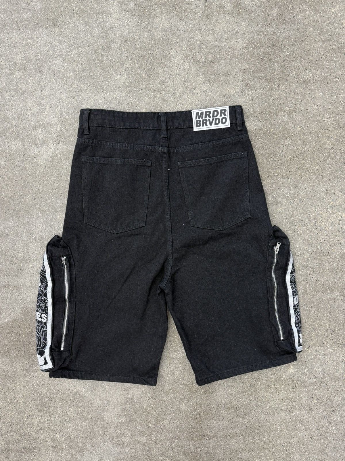 Who Decides War Who Decides War Side Embroidery Short Size US 38 / EU 54 - 2 Thumbnail