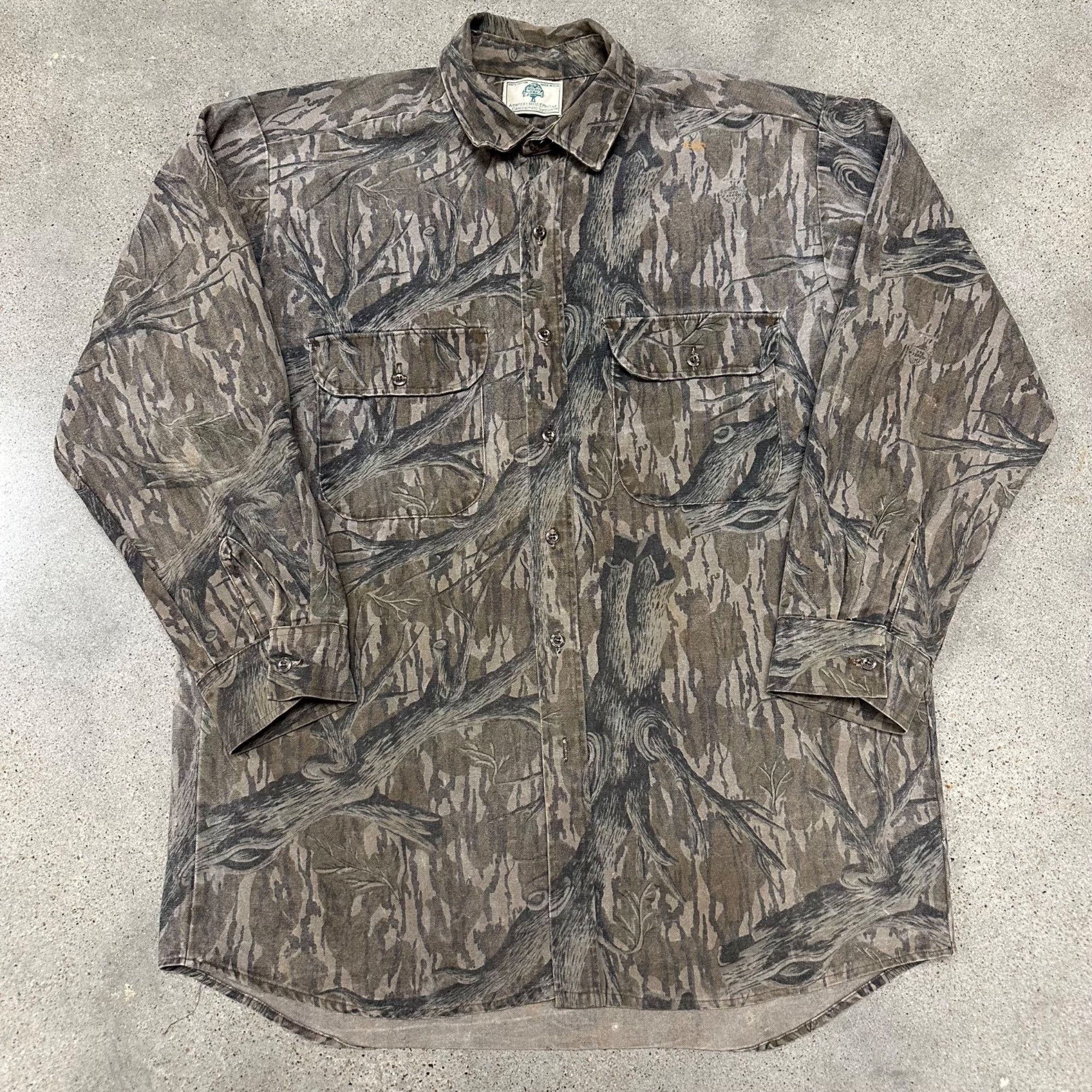 Mossy Oaks × Vintage Vintage Mossy Oak Tree Stand Camo Button Up Heavy Shirt Size US XL / EU 56 / 4 - 1 Thumbnail