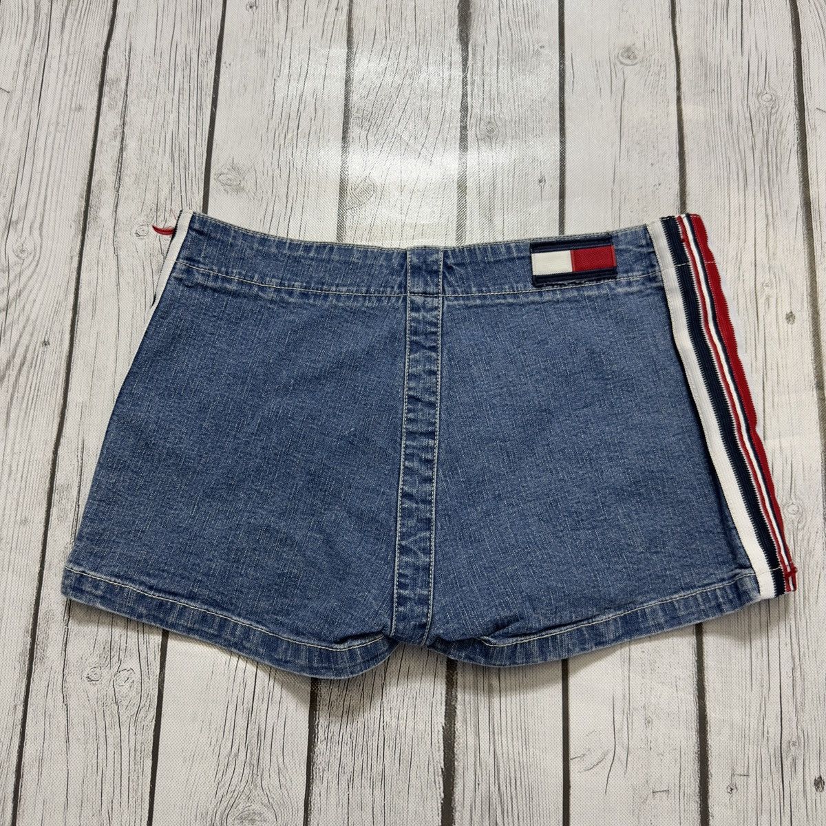 Tommy Hilfiger × Tommy Jeans × Vintage Vintage Tommy Jeans micro shorts Size 30" / US 8 / IT 44 - 2 Thumbnail