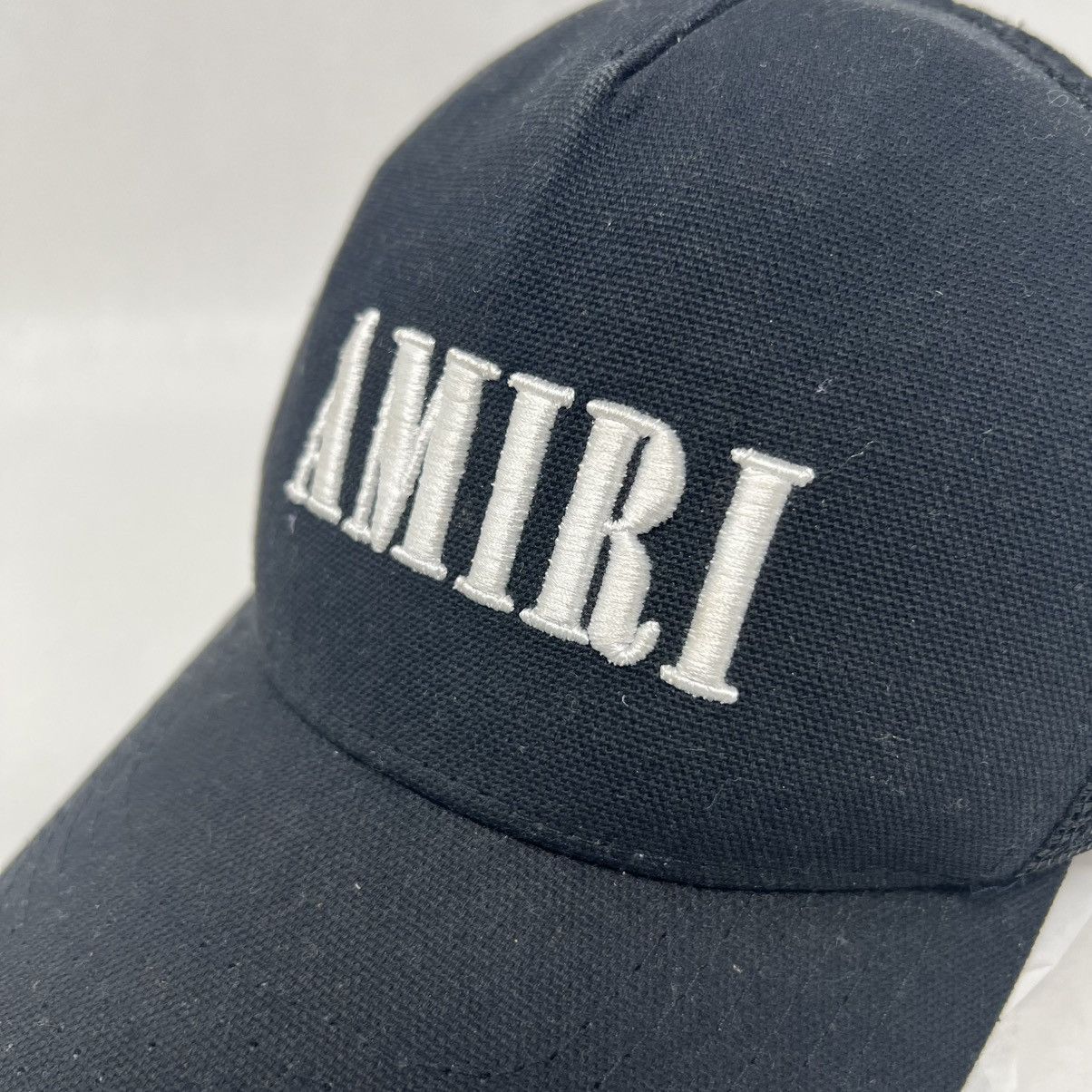 Amiri Amiri Logo Trucker Hat Black White Size ONE SIZE - 7 Thumbnail