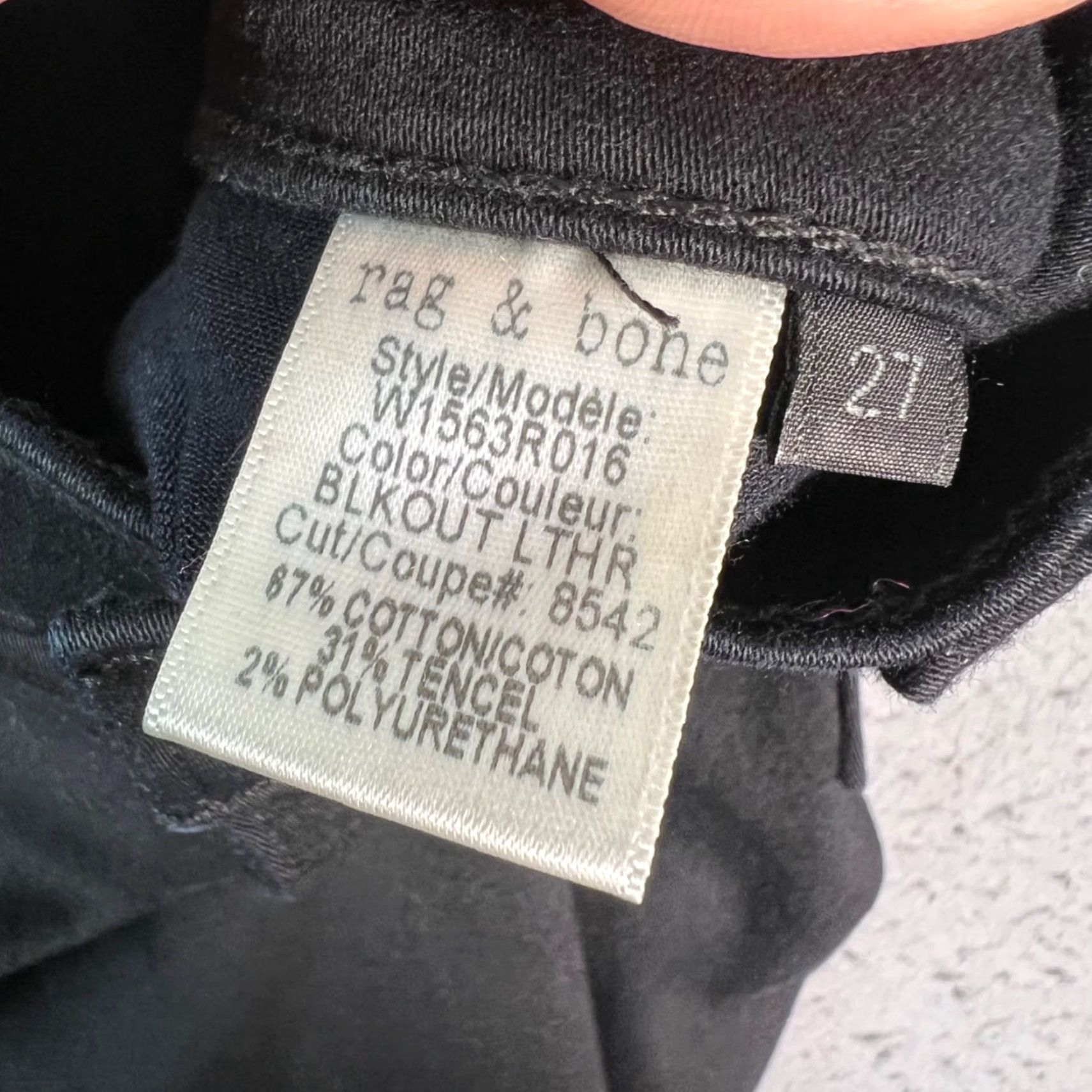 Rag & Bone Rag & Bone Womens Jeans 27 Blackout Moto Skinny Faux Leather Knee Panels Denim 5-Pocket Stretch Slimmed Rise Low 29in Inseam Adult Regular Womens Size 27" / US 4 / IT 40 - 4 Thumbnail