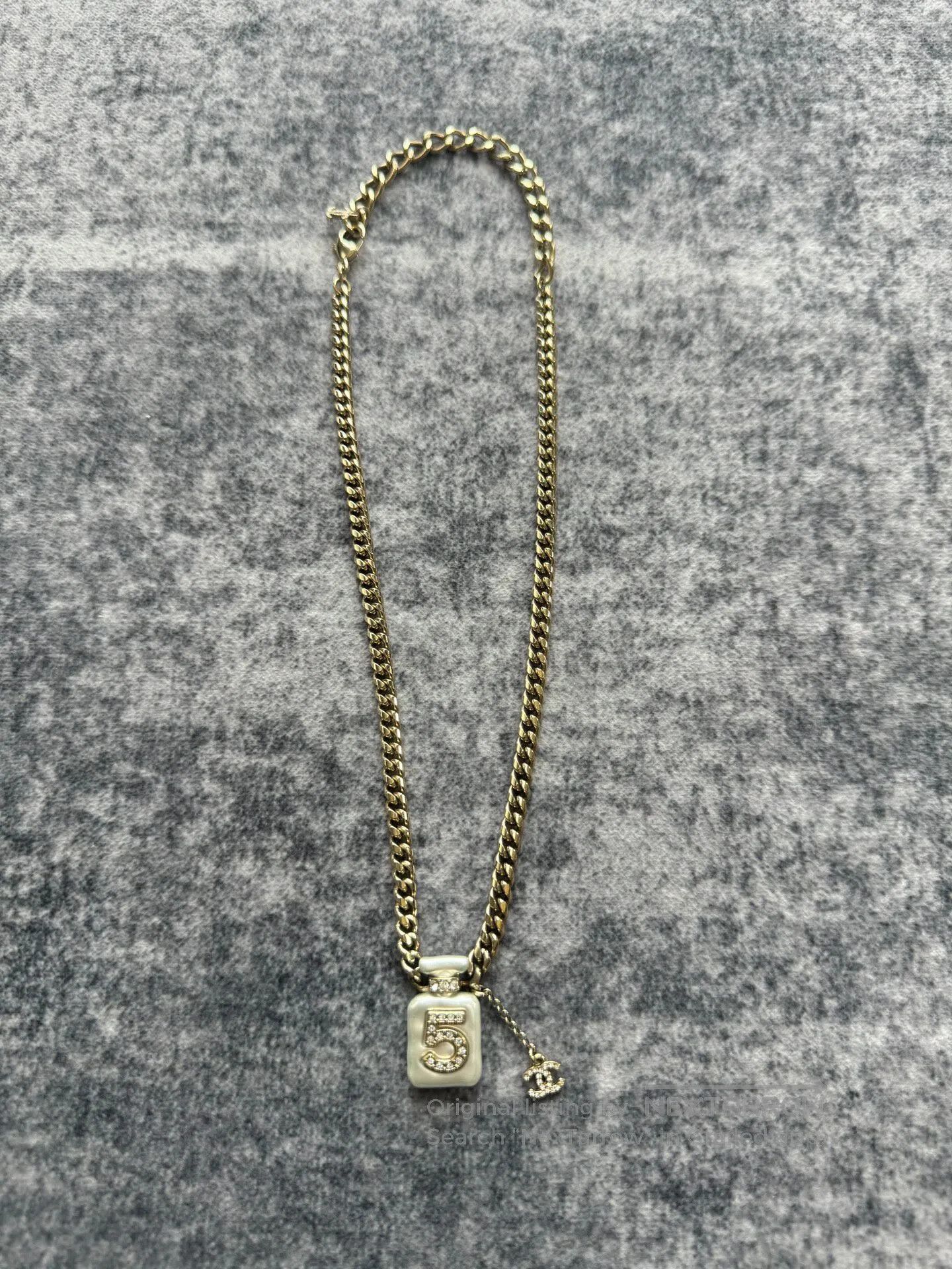 Chanel Chanel Diamond Perfume Bottle Necklace| Size ONE SIZE - 2 Thumbnail
