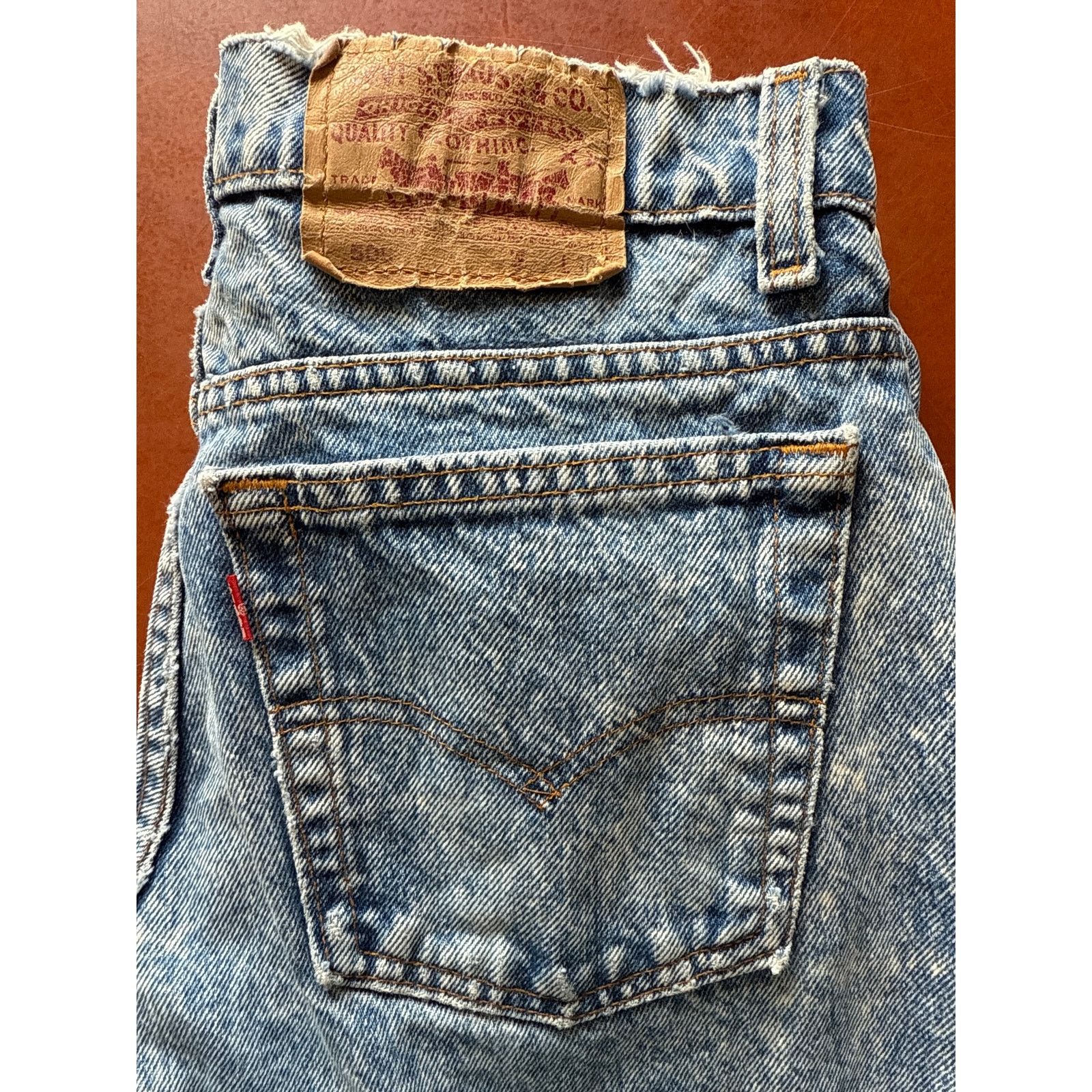 Levi's Vintage Levi’s Acid Wash 80's Blue Jeans 32x30 Made in USA Size US 32 / EU 48 - 3 Thumbnail