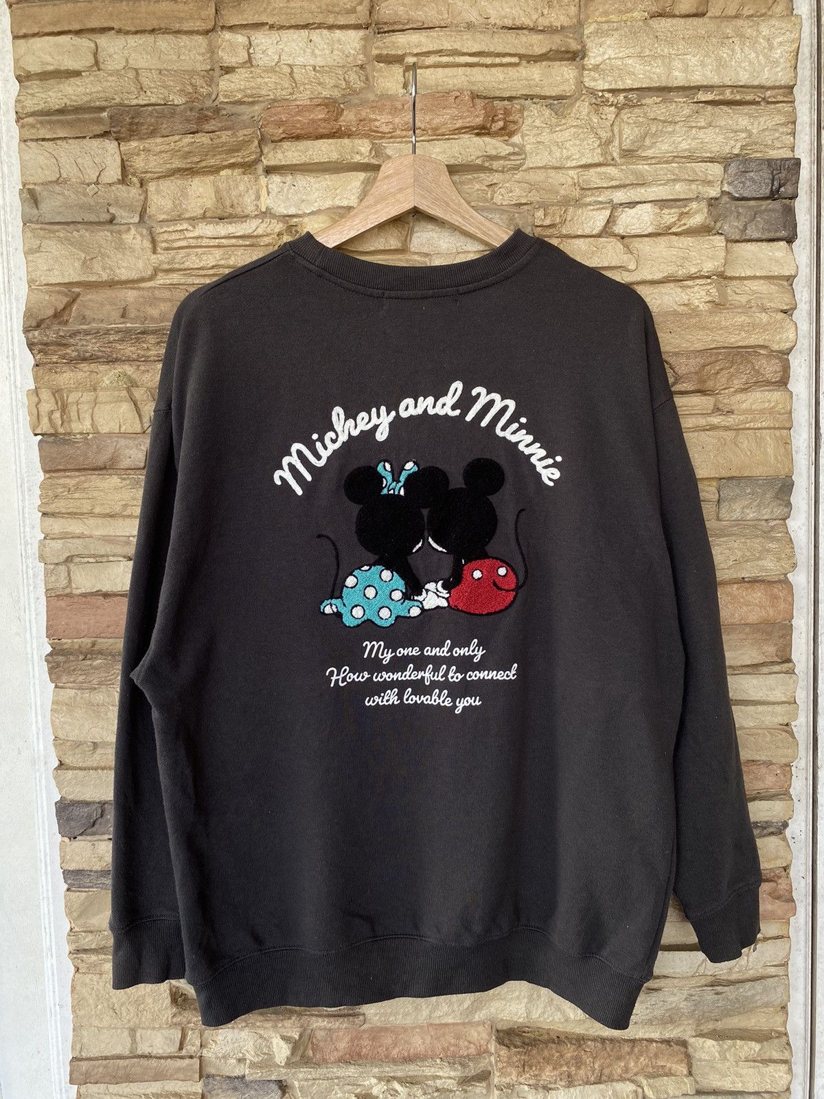 Disney Vintage Disney Mickey & Minnie Mouse Embroidered Sweatshirt Size US M / EU 48-50 / 2 - 1 Thumbnail