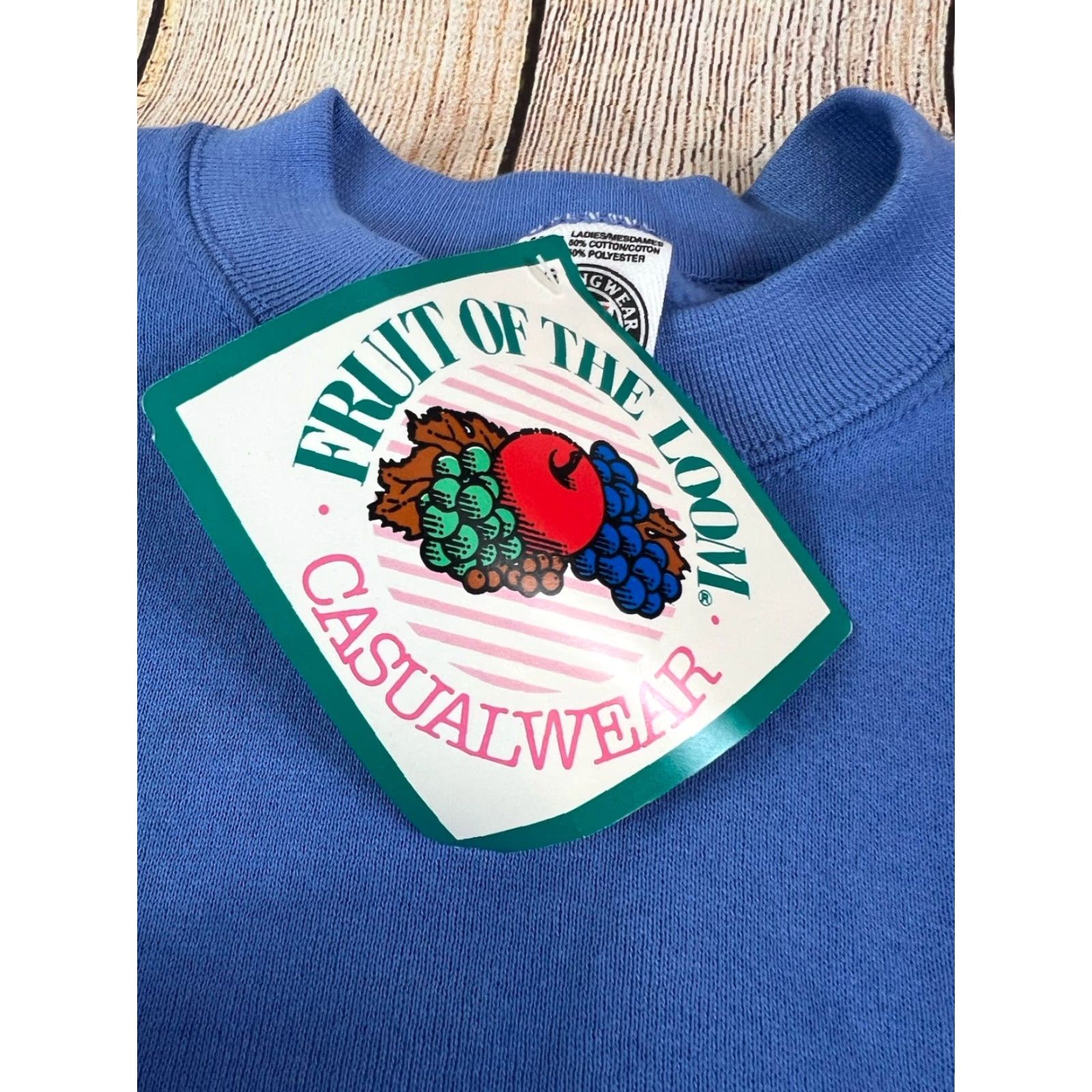 Fruit Of The Loom VINTAGE Fruit of the Loom Sweatshirt Crewneck Women’s M Blue Raglan Sleeve With Tags 90s USA USA 90s Size M / US 6-8 / IT 42-44 - 4 Thumbnail