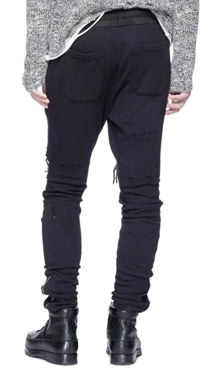 Amiri AMIRI LEATHER PATCH RIPPED SWEATPANTS Size US 32 / EU 48 - 3 Thumbnail