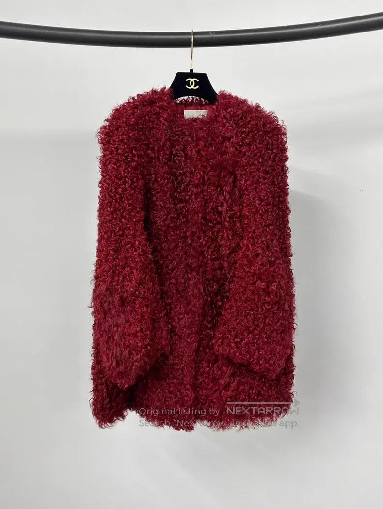Valentino Valentino Red fur one-piece coat jacket Size M / US 6-8 / IT 42-44 - 1 Thumbnail