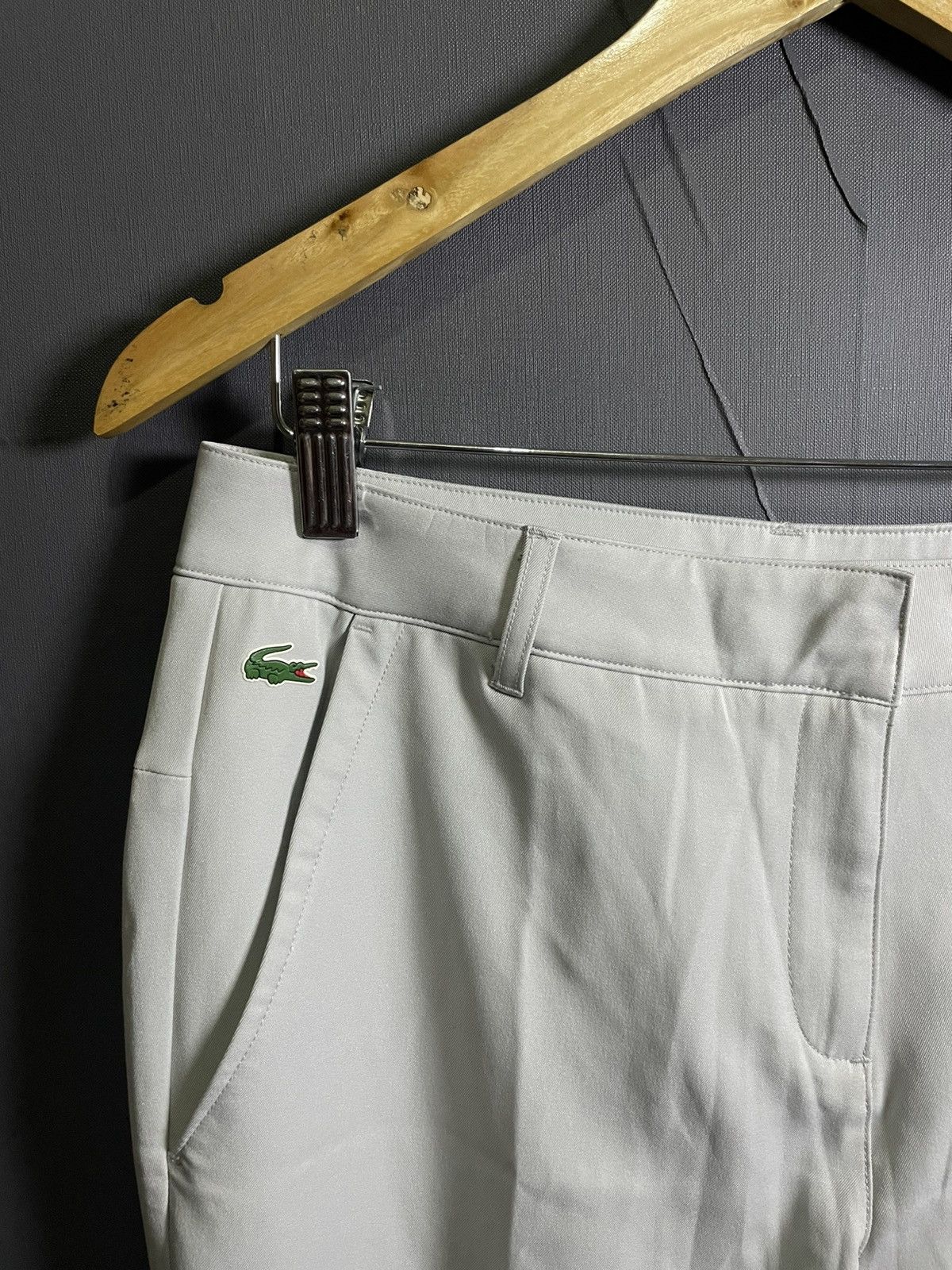 Lacoste NEW LACOSTE SPORT GOLF PANTS WHITE FLAT FRONT LIGHTWEIGHT Size US 32 / EU 48 - 2 Thumbnail