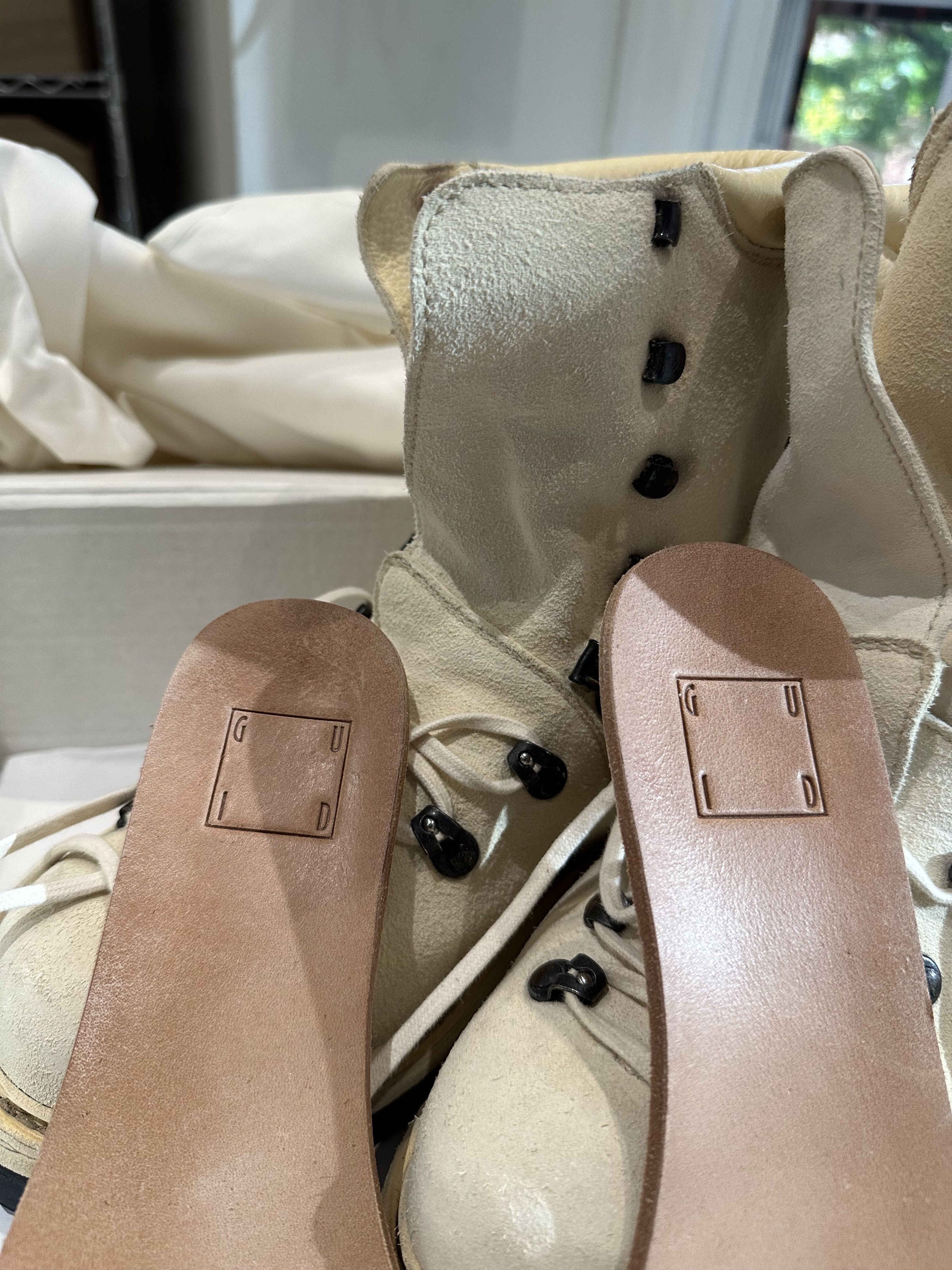 Guidi Guidi 20 "Mountain" Boots in Off-White Suede Size US 8 / EU 41 - 9 Thumbnail