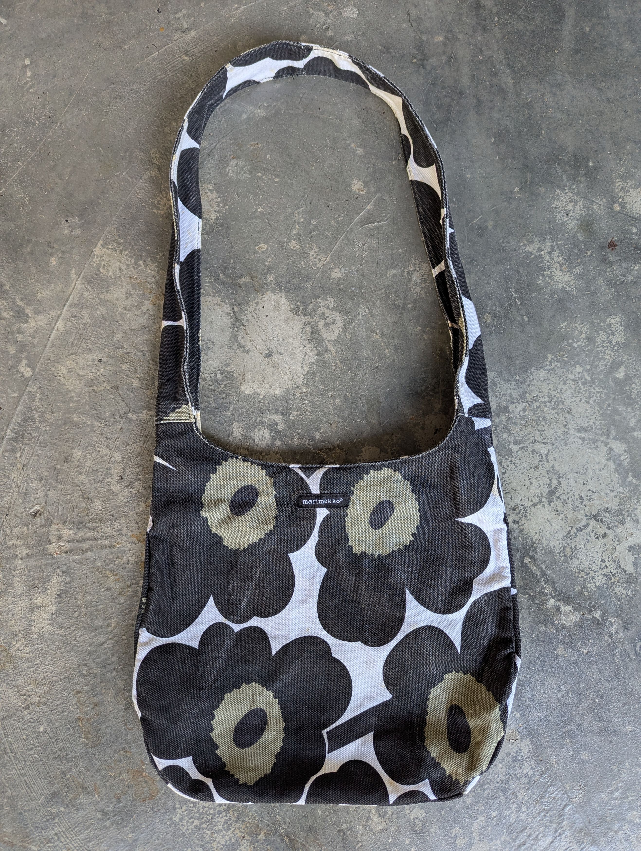 Marimekko 🔥FREE SHIPPING🔥Marimekko Unikko Shoulder Bag Size ONE SIZE - 1 Thumbnail