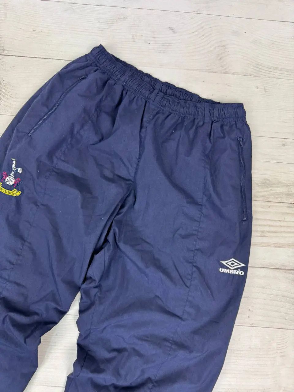 Umbro Umbro Tottenham 1993 1995 Track Pants Football Soccer Size US 36 / EU 52 - 2 Thumbnail