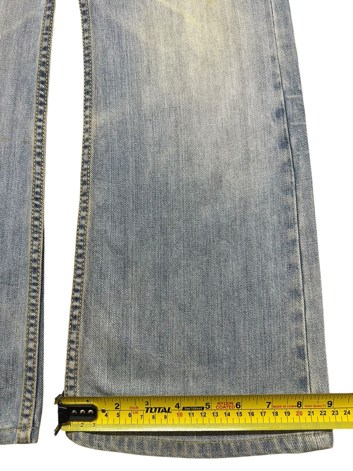 Japanese Brand Vintage Japanese Brand Blue Faded Wash Clawmark Style Baggy Size US 31 - 16 Thumbnail