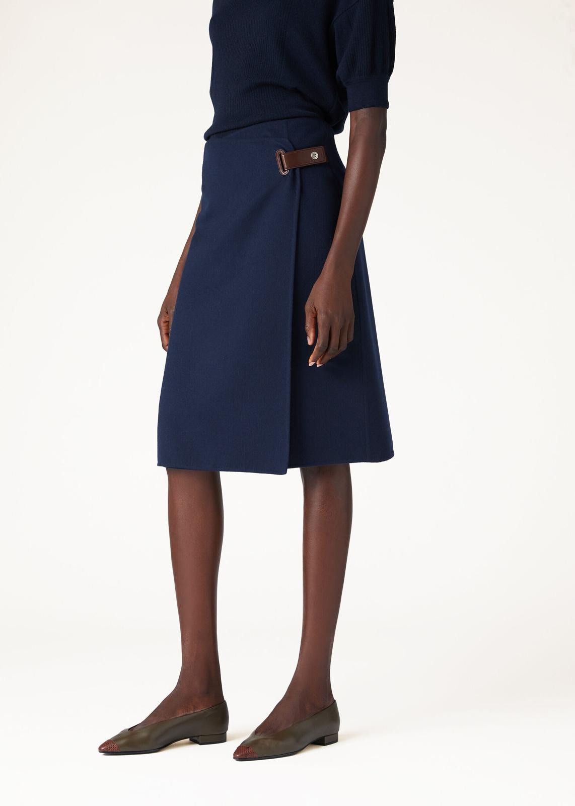 Loro Piana o1srvl11e0225 FAN6753 Keren Skirt in Navy Blue Size 26" / US 2 / IT 38 - 3 Thumbnail