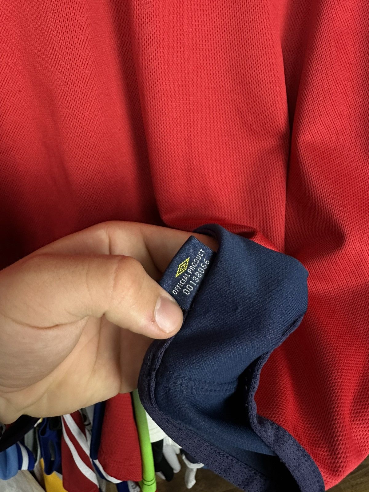 Umbro × Vintage Umbro England 2002-2004 Away Shirt Football Soccer Jersey Size US L / EU 52-54 / 3 - 4 Thumbnail