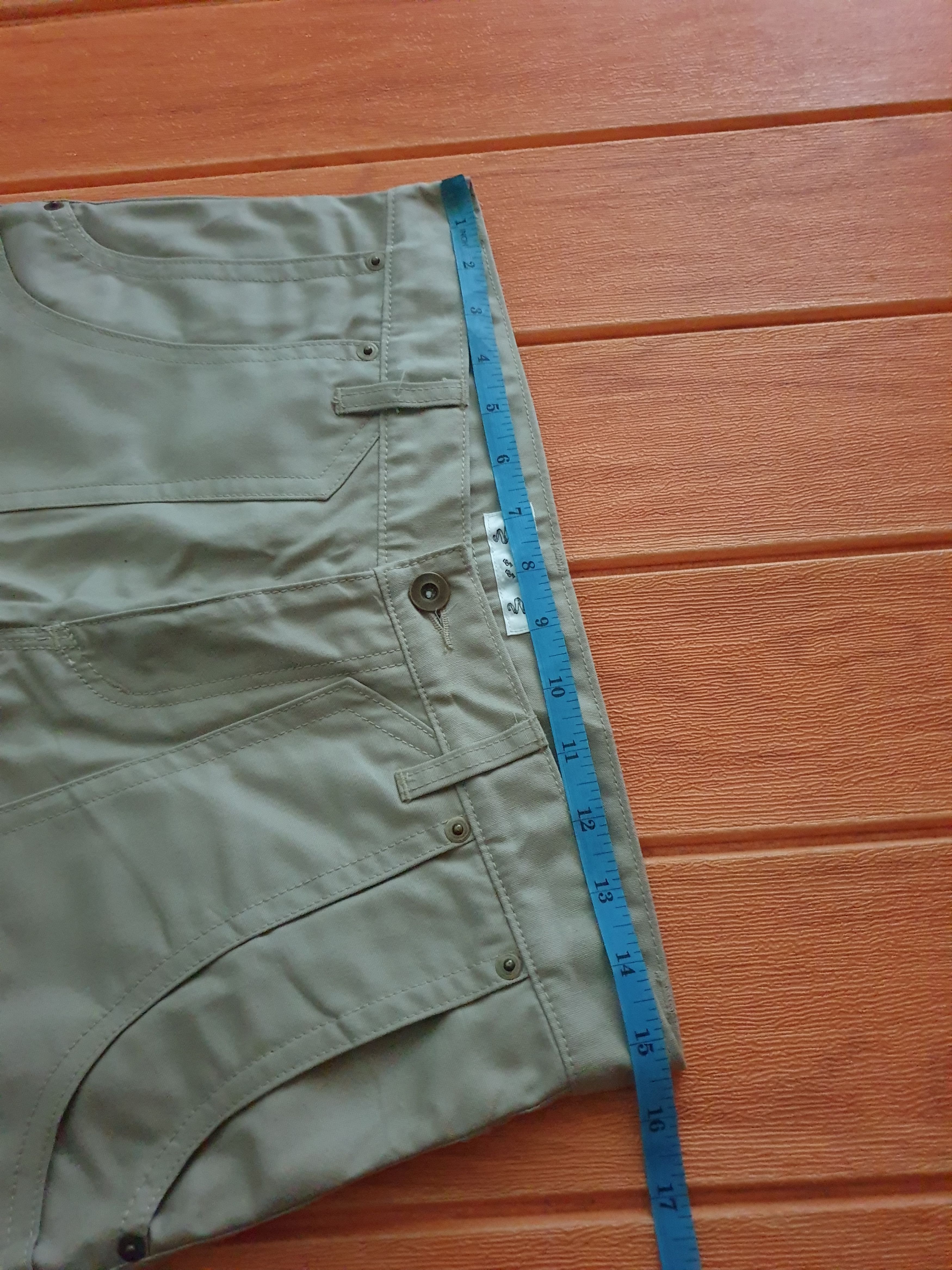 Japanese Brand 💥No crossing Japanese brand beige colour Pant Size US 31 - 11 Thumbnail