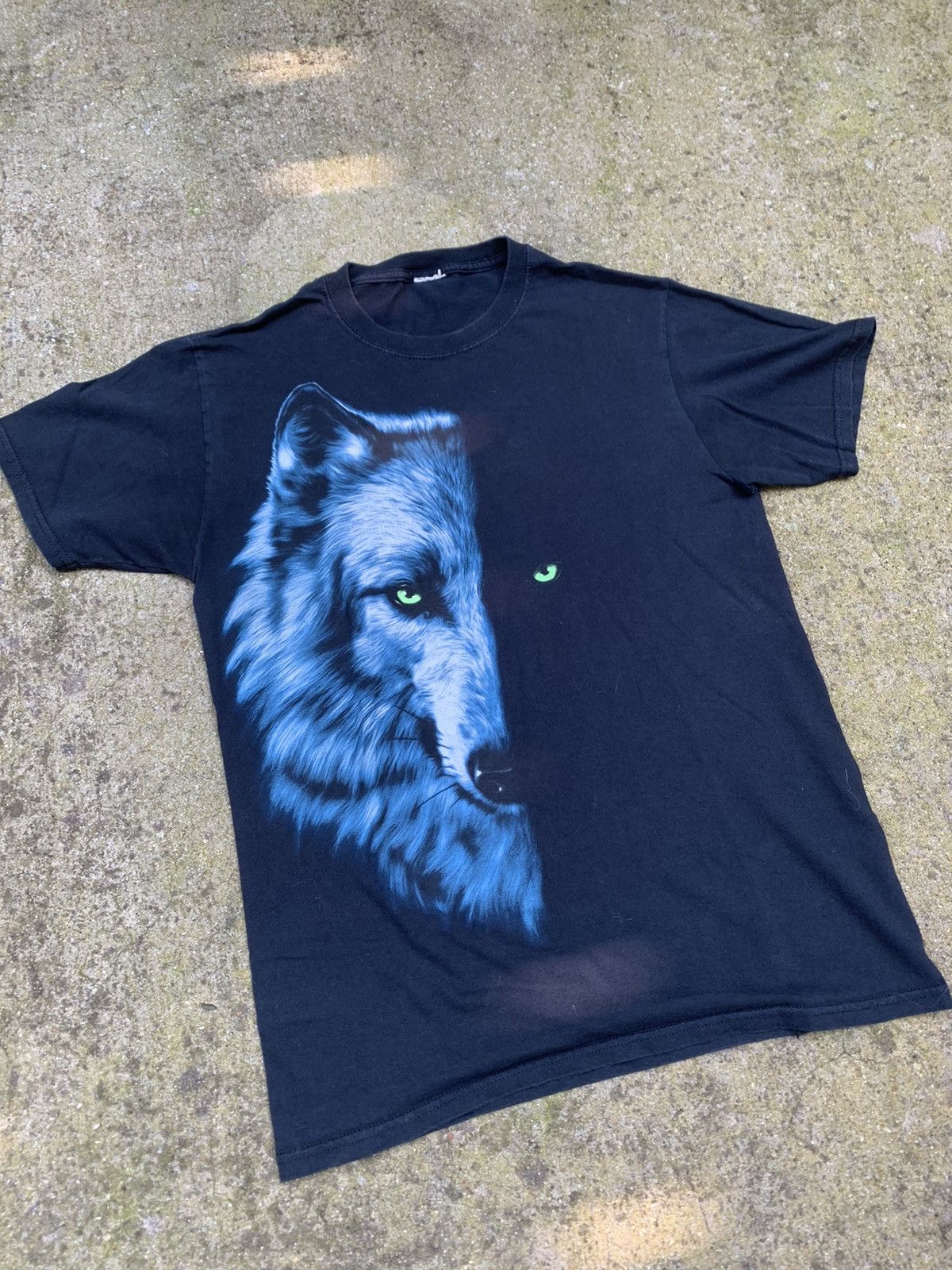 Vintage Vintage Wolf T Shirt Size US S / EU 44-46 / 1 - 2 Thumbnail