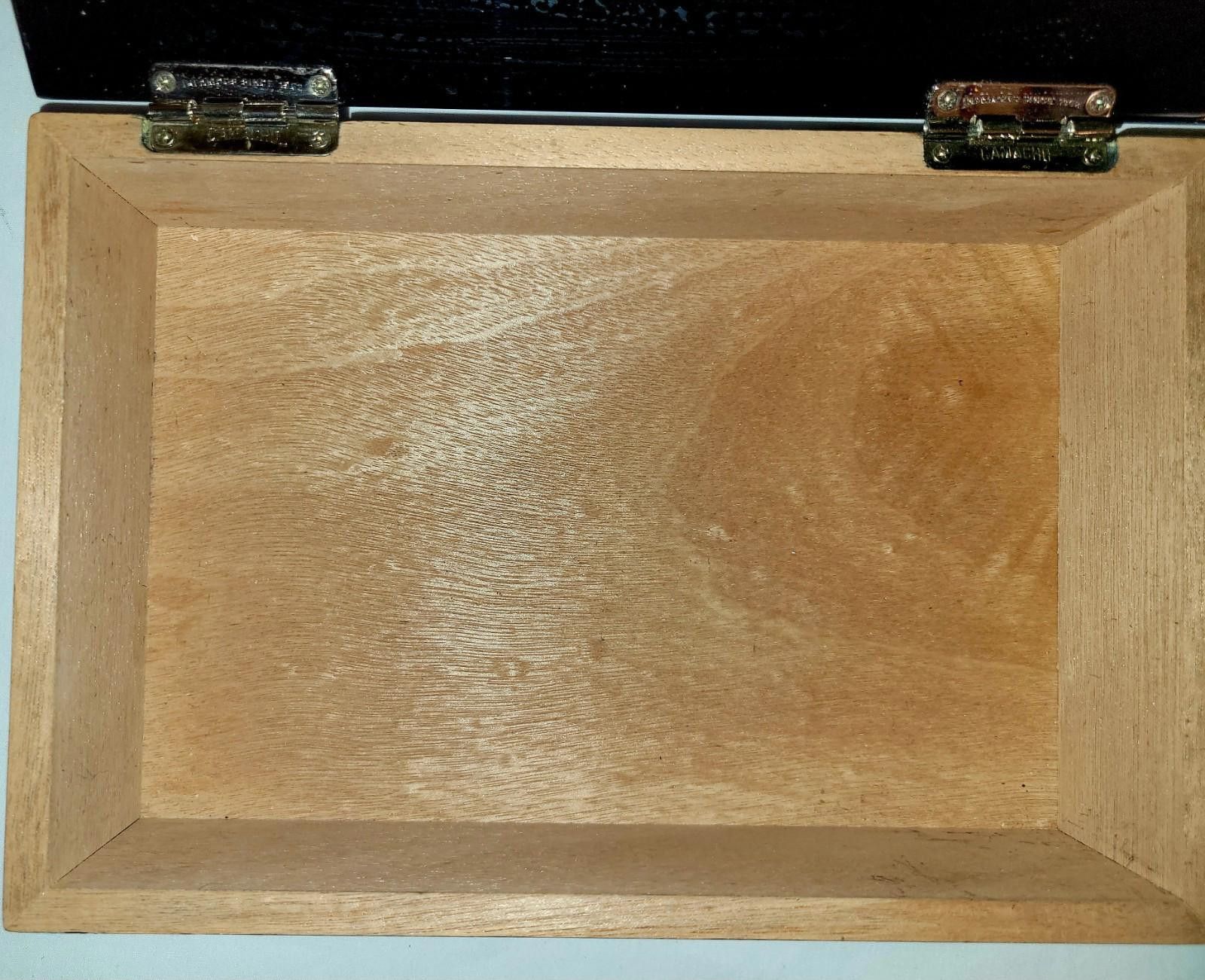 Designer Camacho Triple Empty Wooden Cigar Box 10.25x7x2.5 Size ONE SIZE - 4 Thumbnail